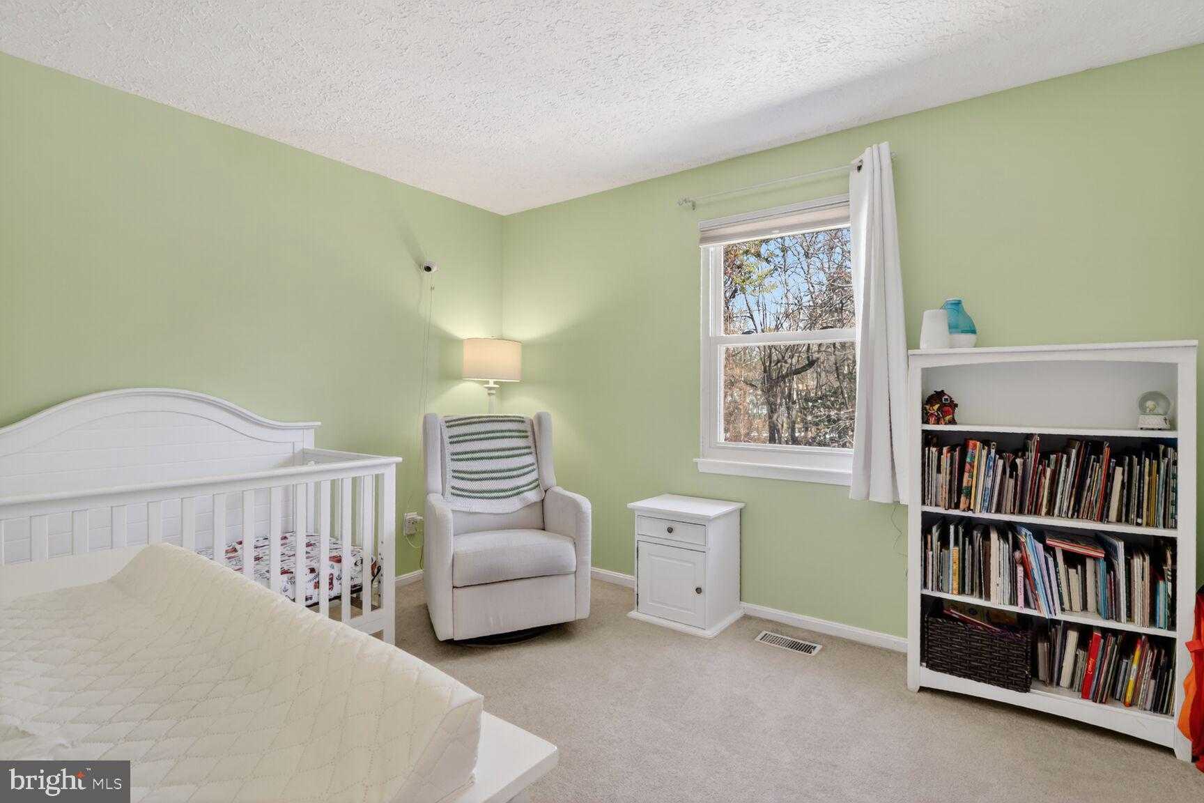 1914 Wamsutta Ln photo 11