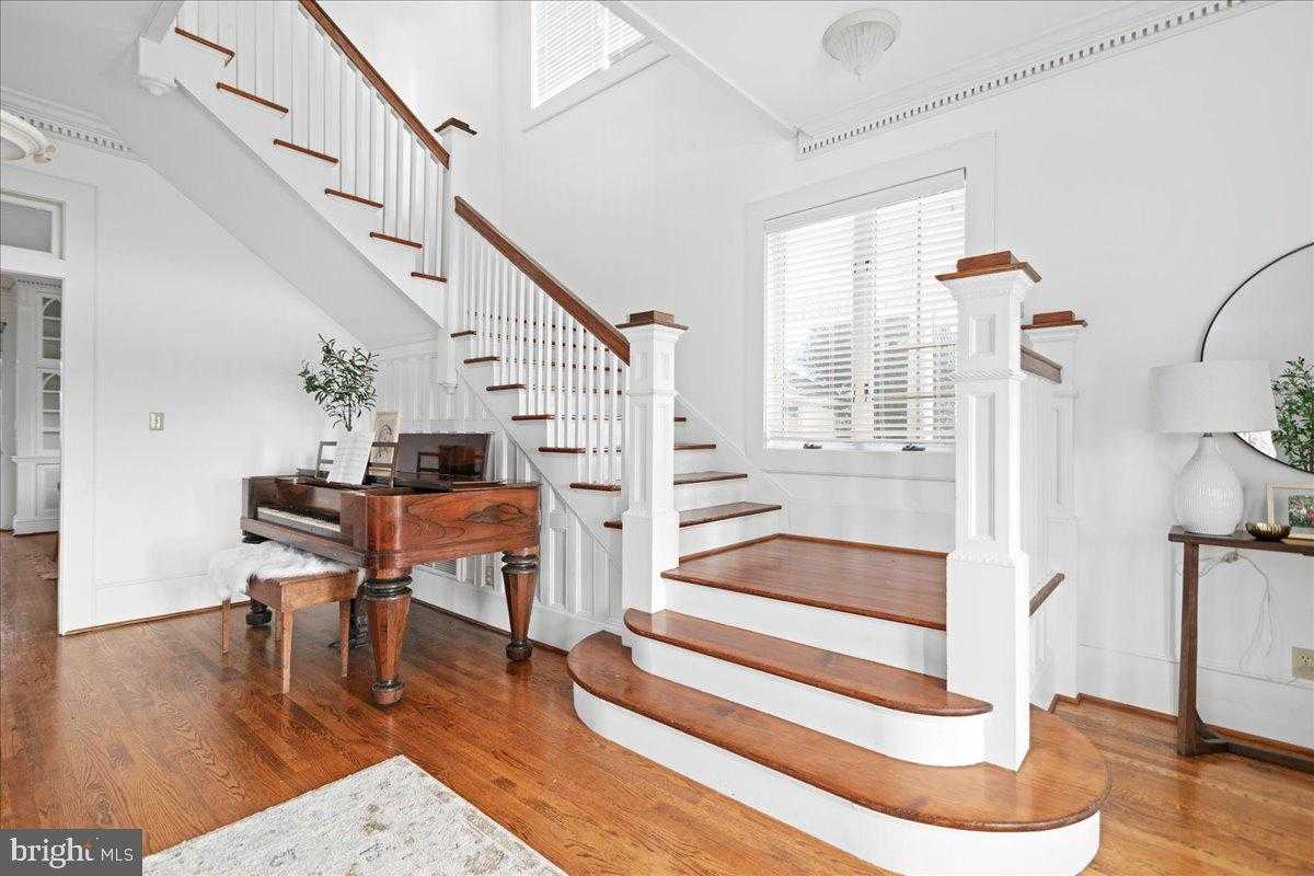 4059 Lowry Rd photo 5