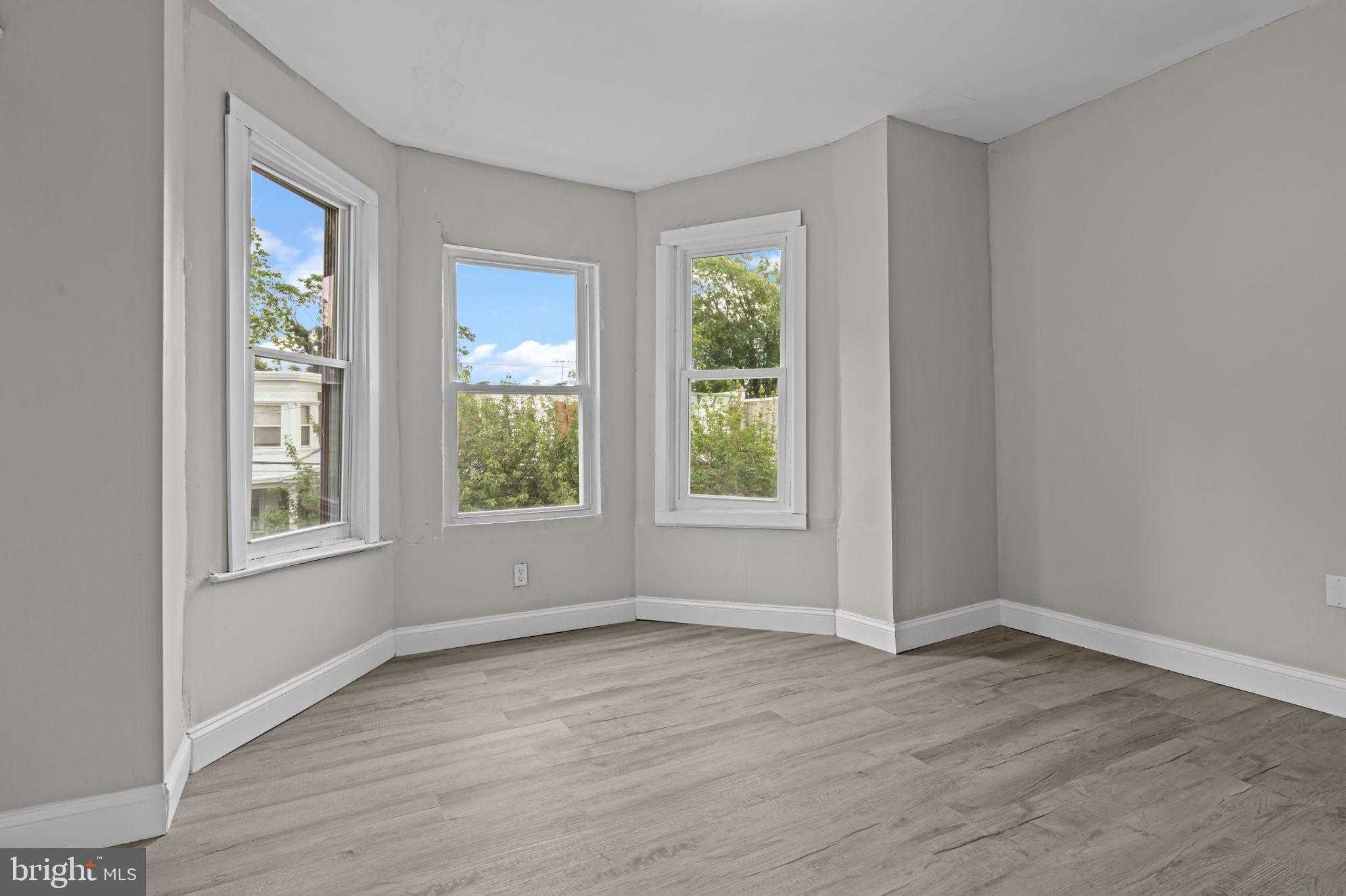 1434 N 56th St photo 8