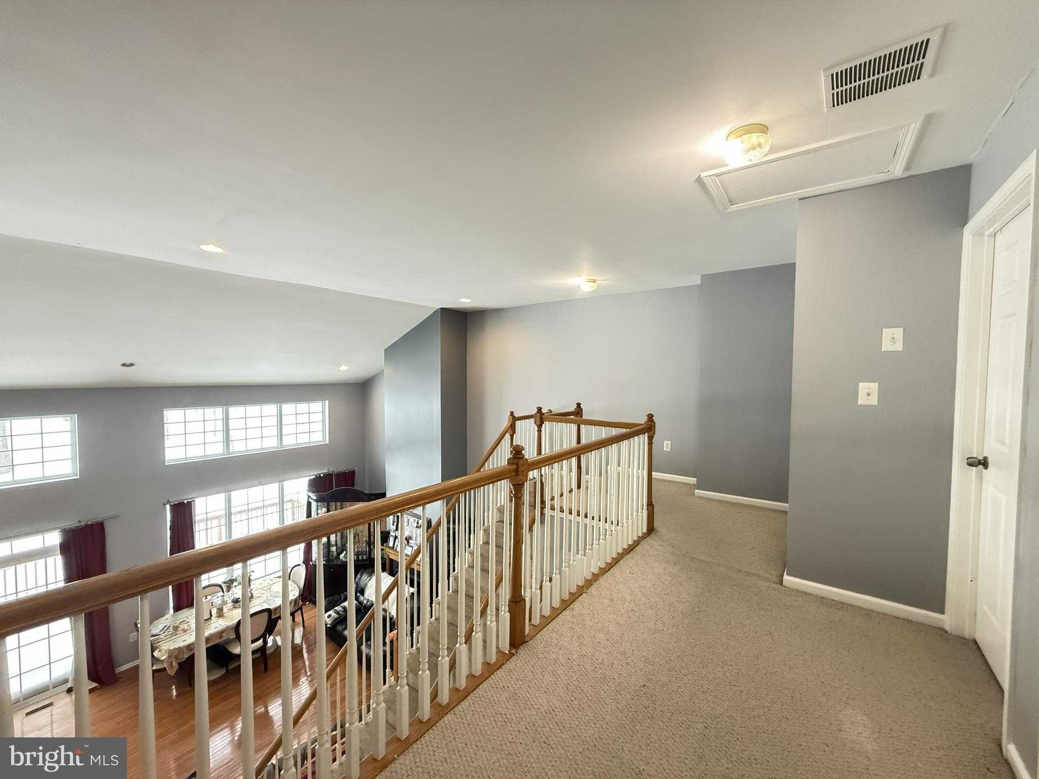 145 Kensington Dr photo 15