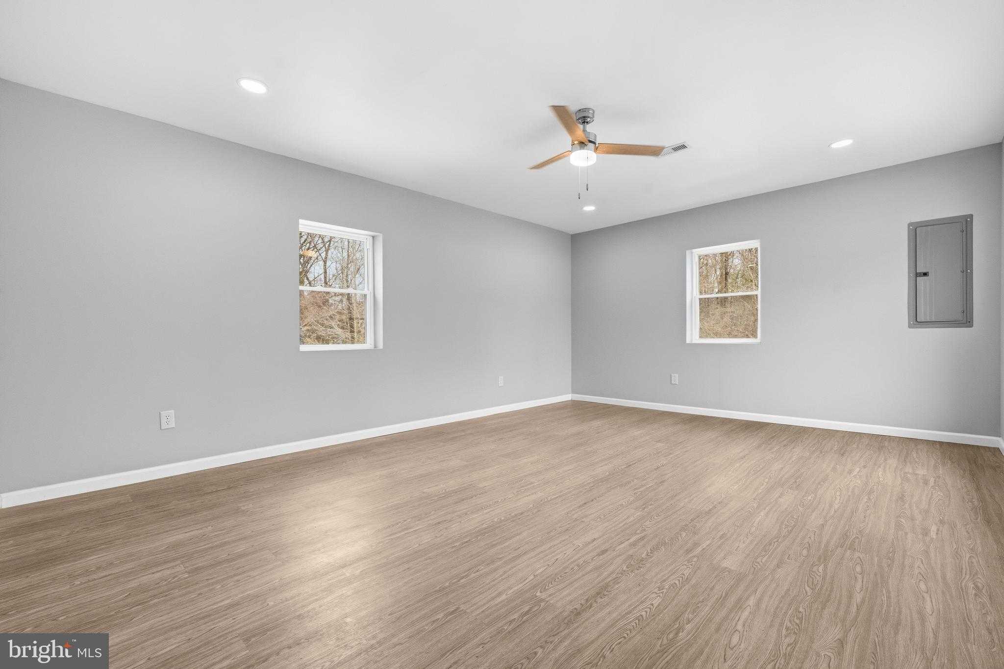 3720 Mount Pleasant Rd photo 2