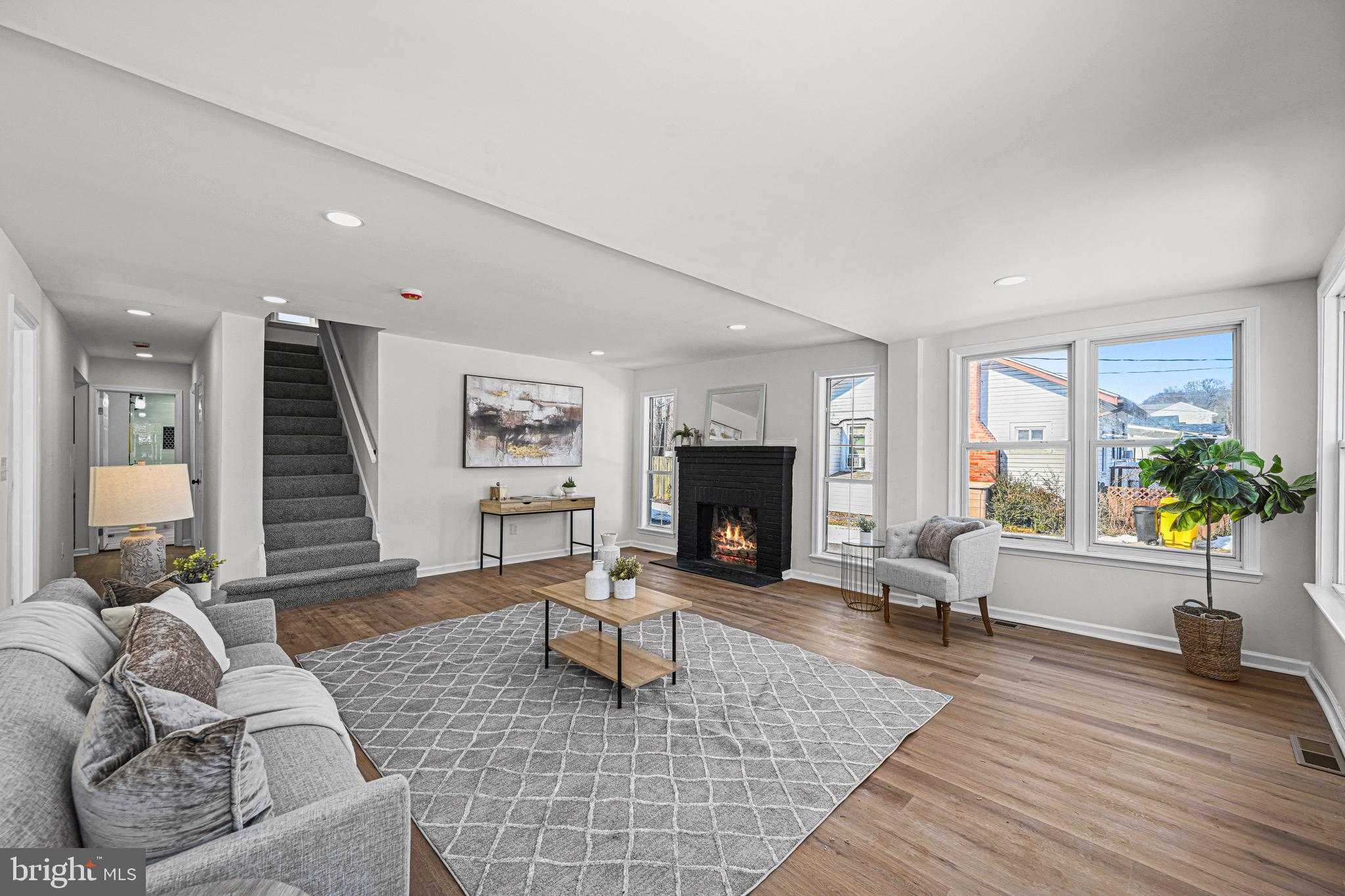 3718 4th Ave photo 4