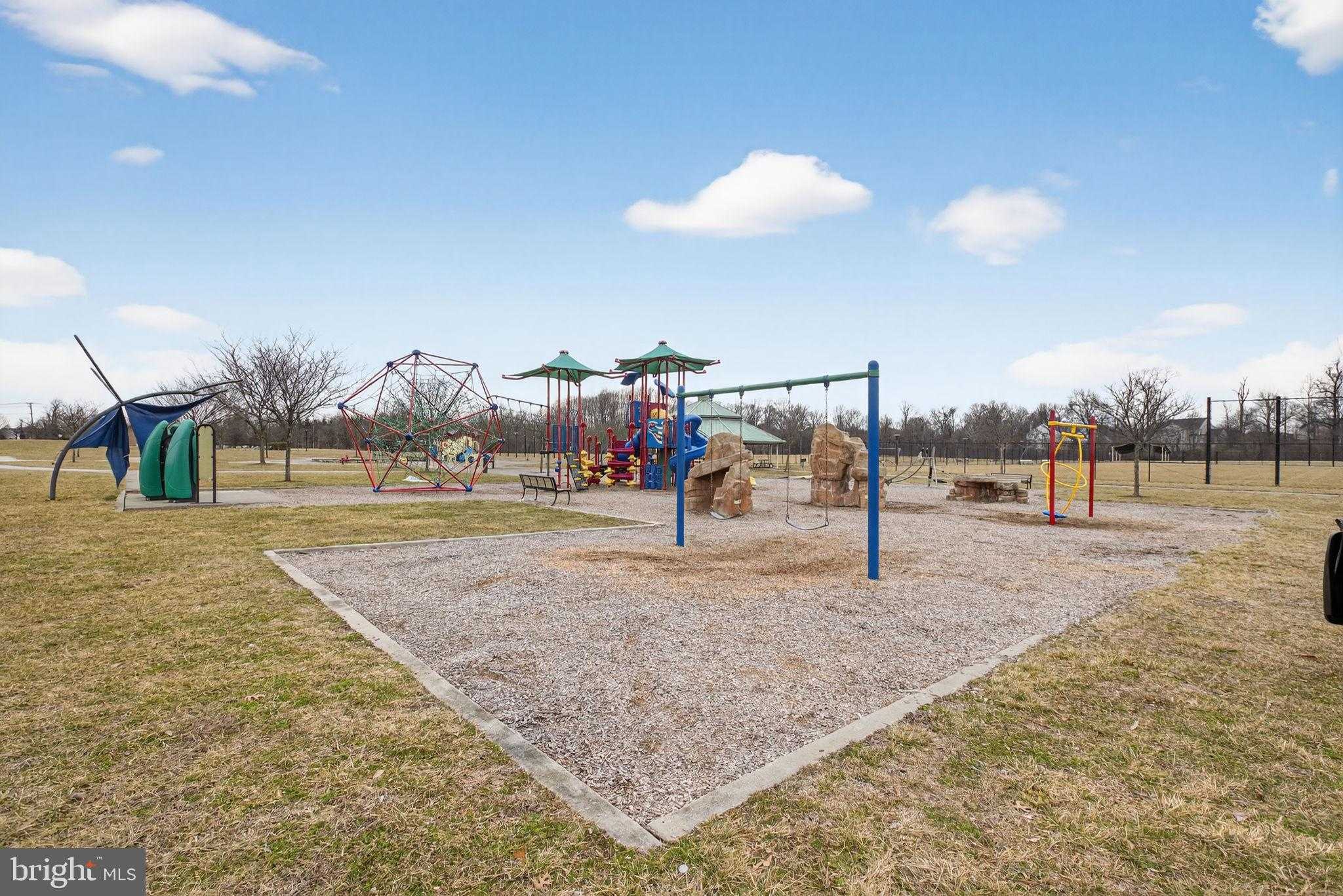 13404 Saint Simons Chapel CT photo 42