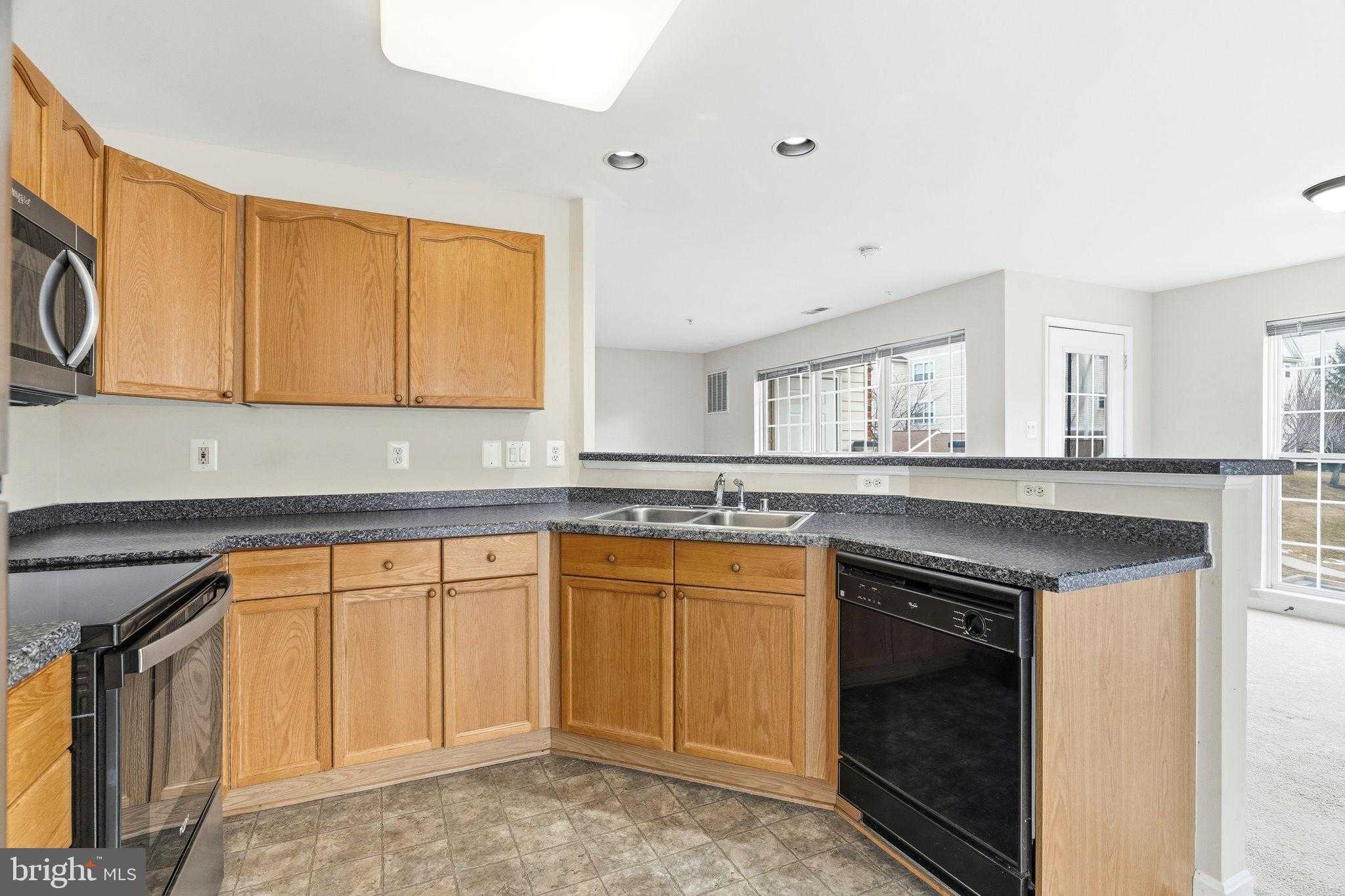 2503 Coleridge Dr photo 16