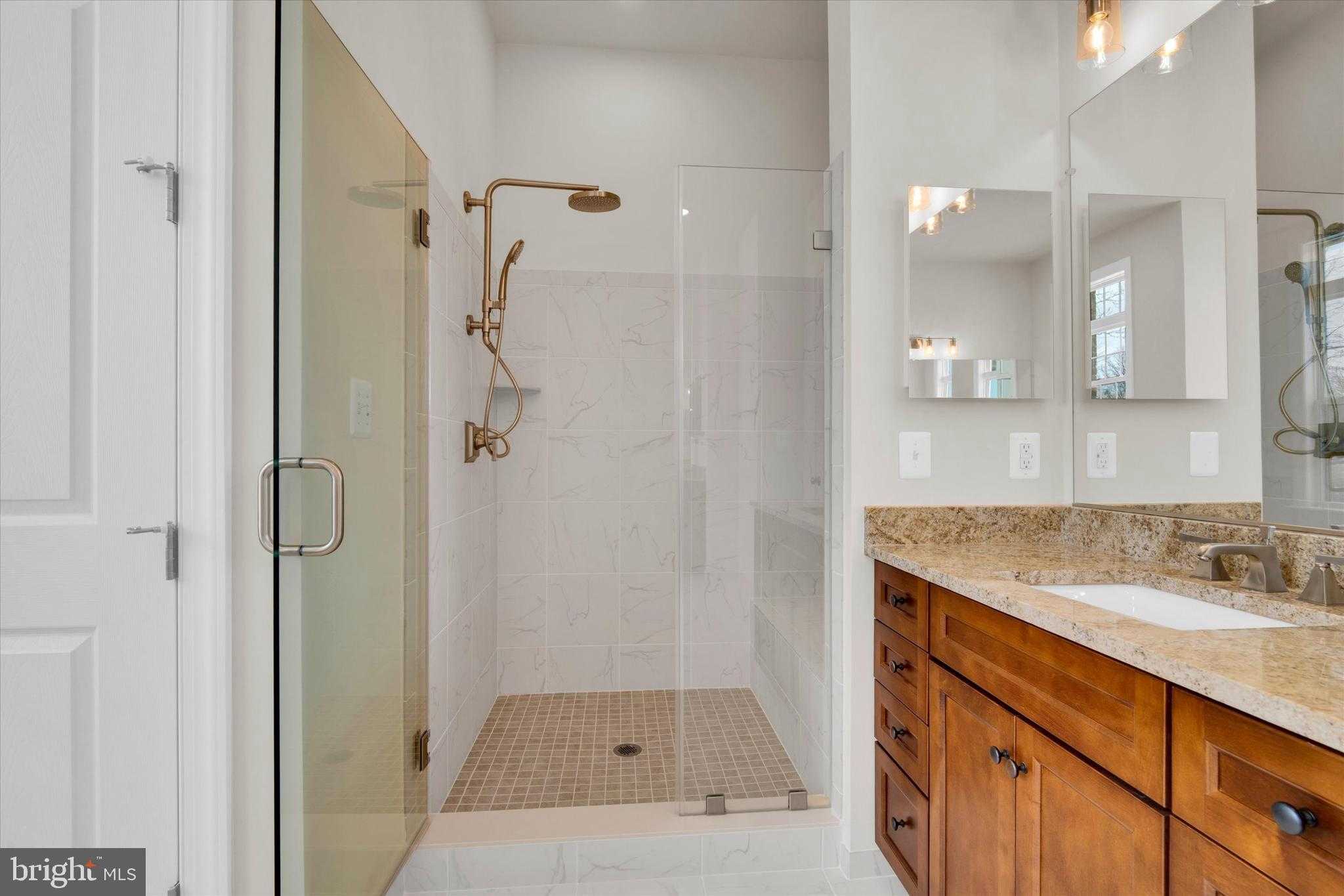 4627 Fairfax Manor CT photo 42