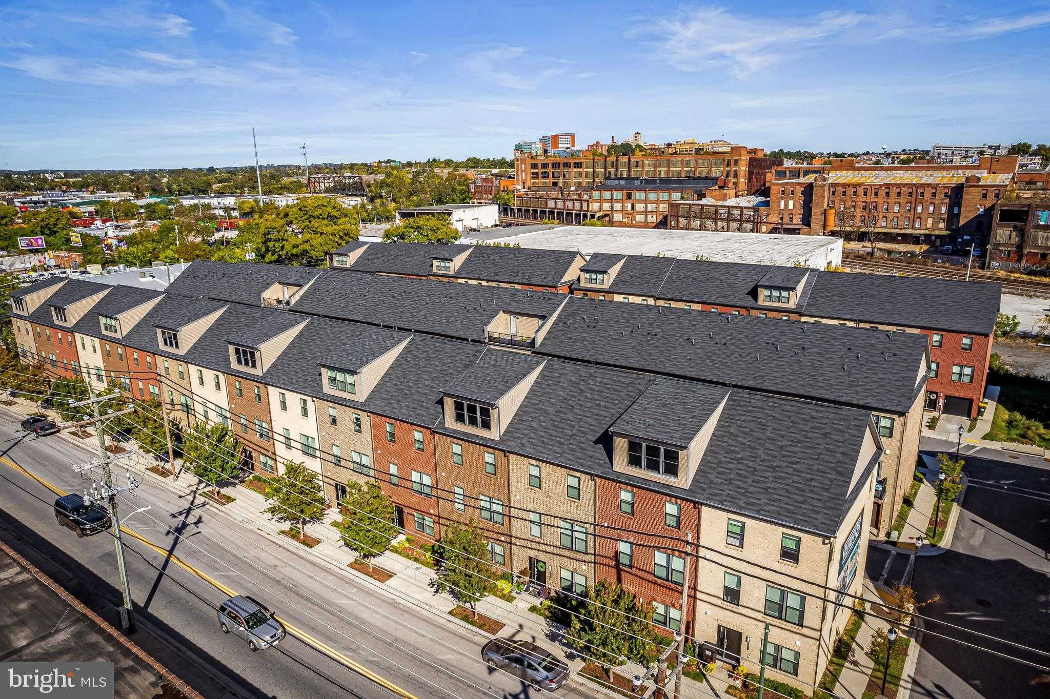 609 S Haven St photo 33