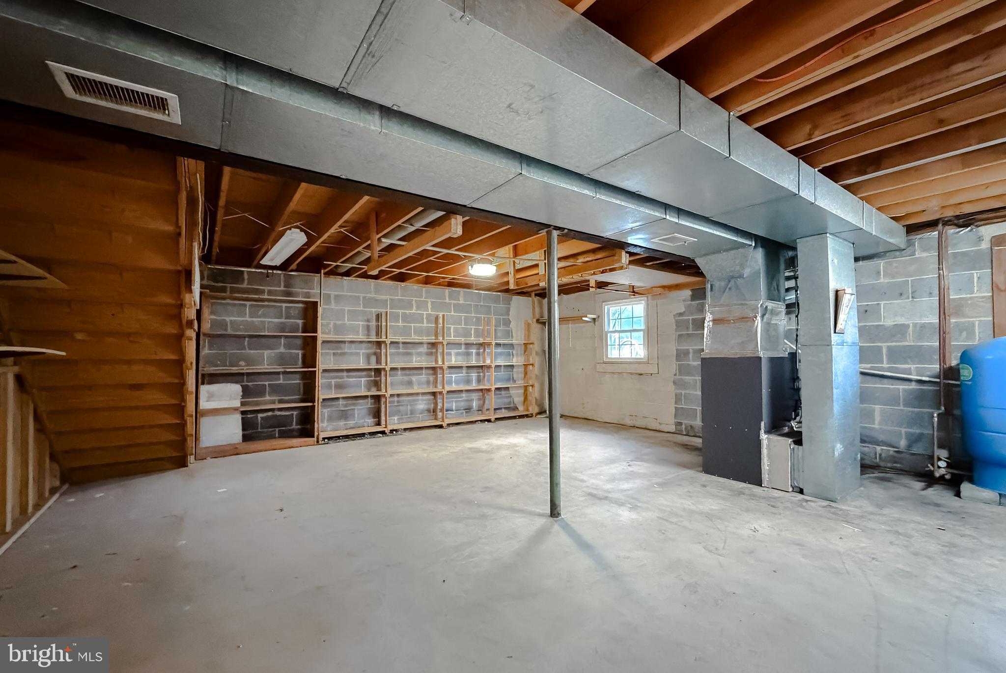 13670 Charles St photo 22