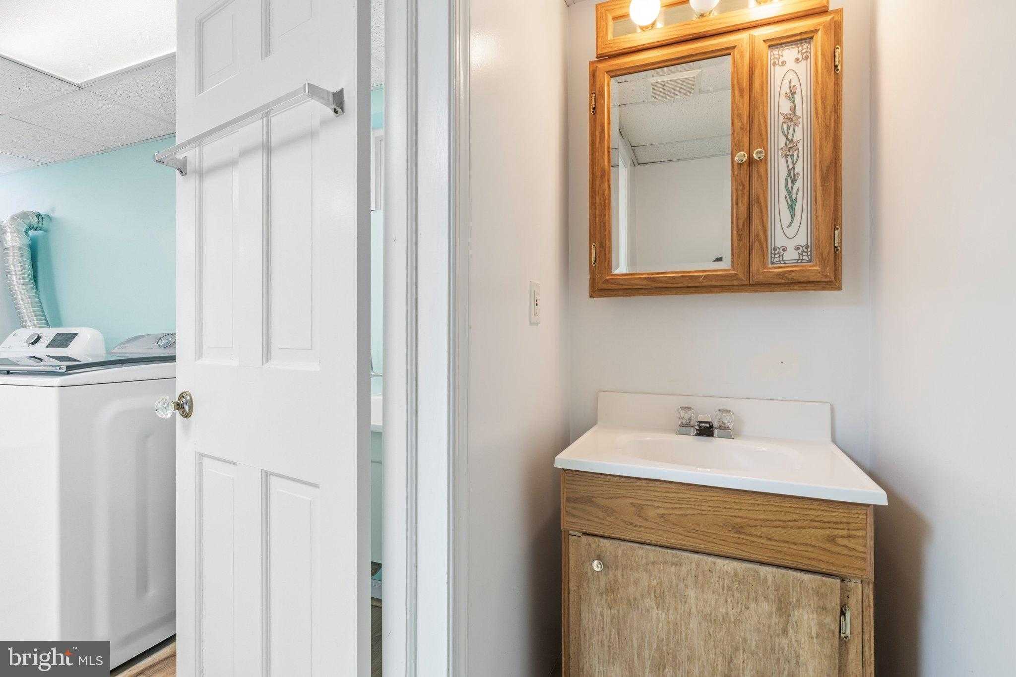 5216 Clifton St photo 24