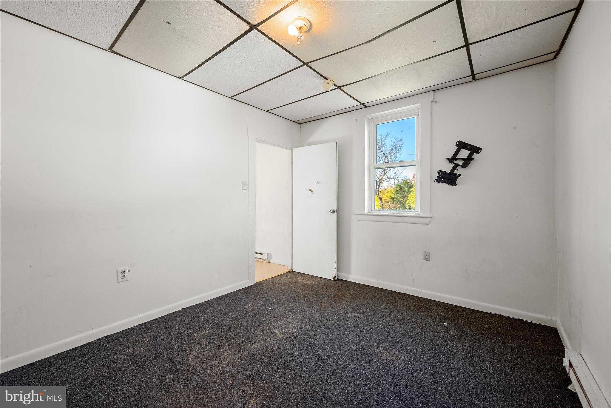 751 Old Charles Town Rd photo 32