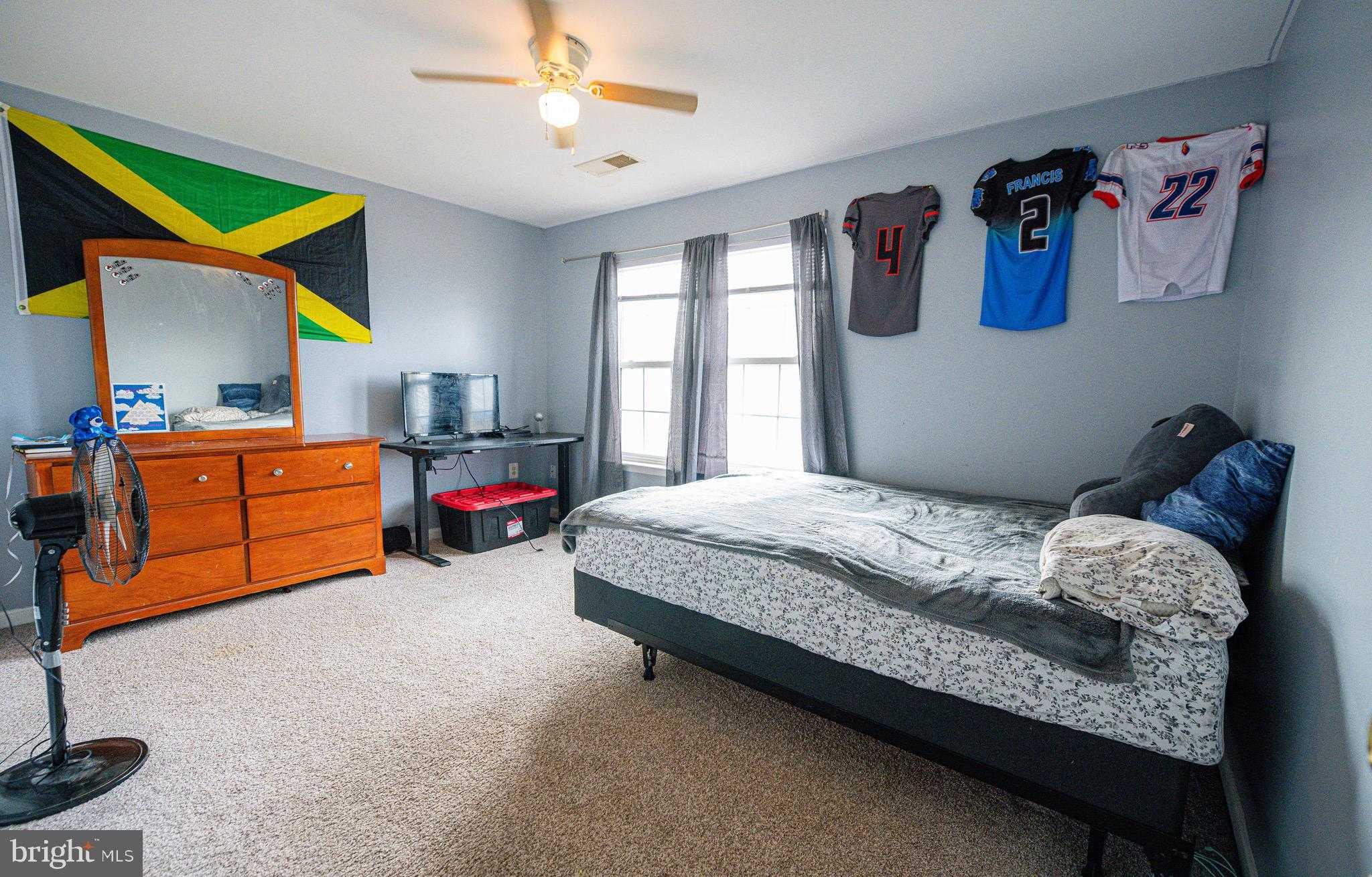 2042 Cranberry Ln photo 12