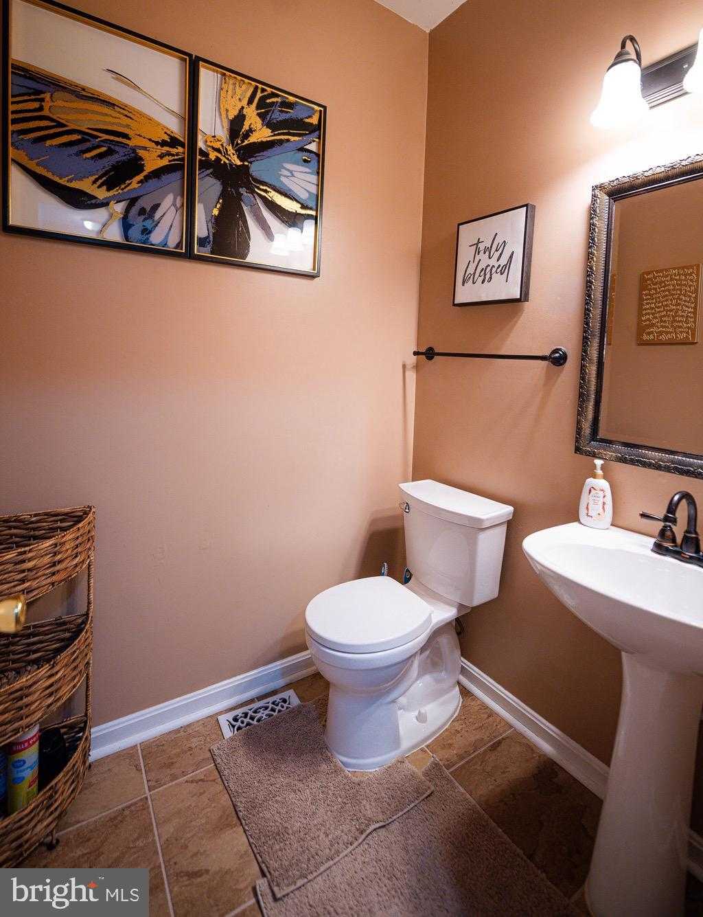 2042 Cranberry Ln photo 5