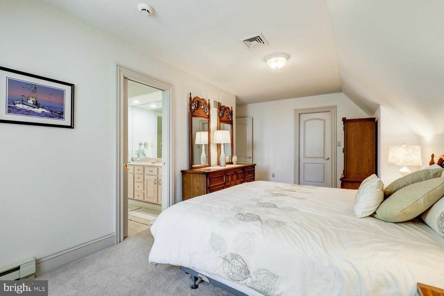 636 Bean Hill Rd photo 66