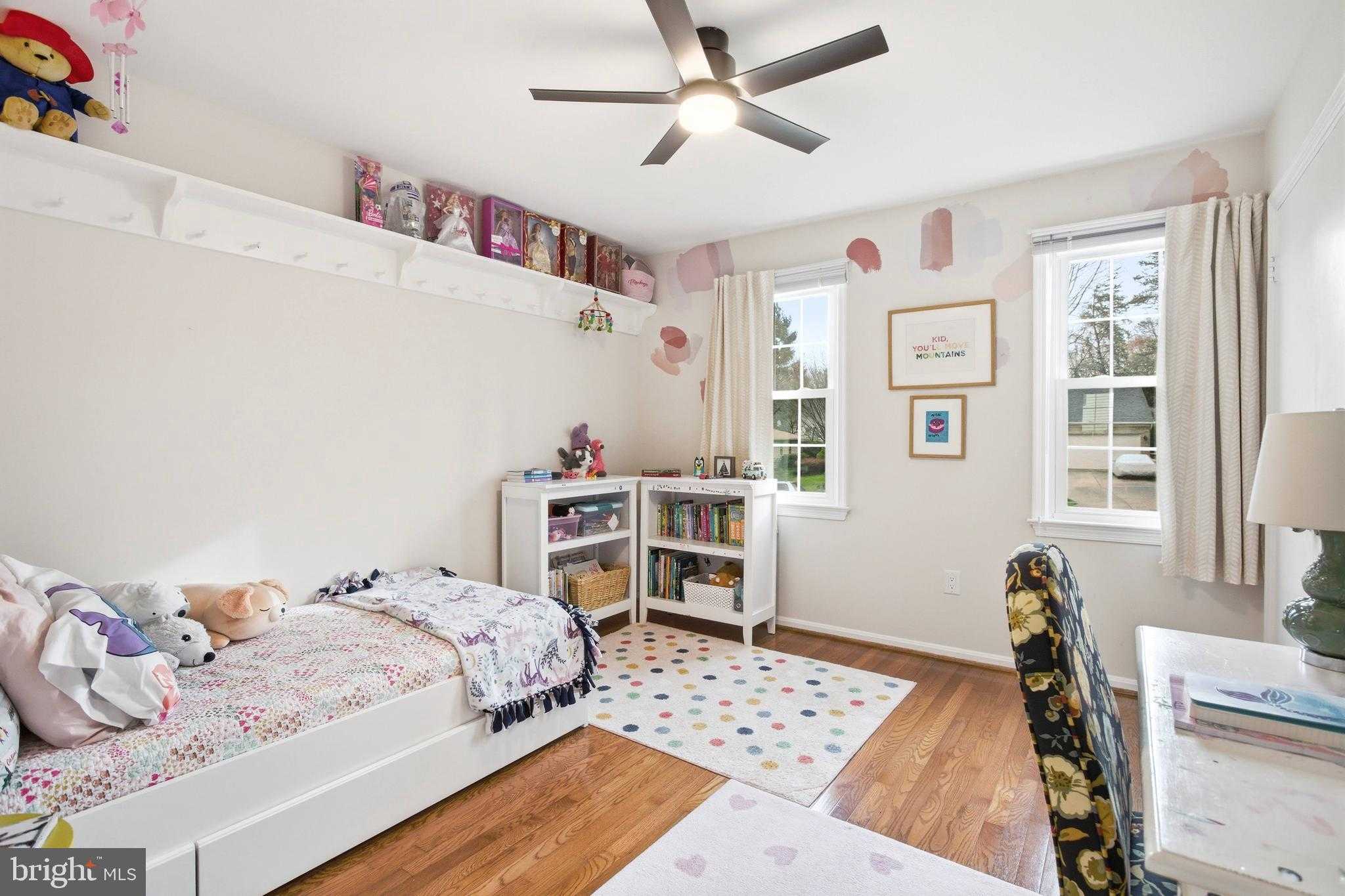 9805 Doulton CT photo 14