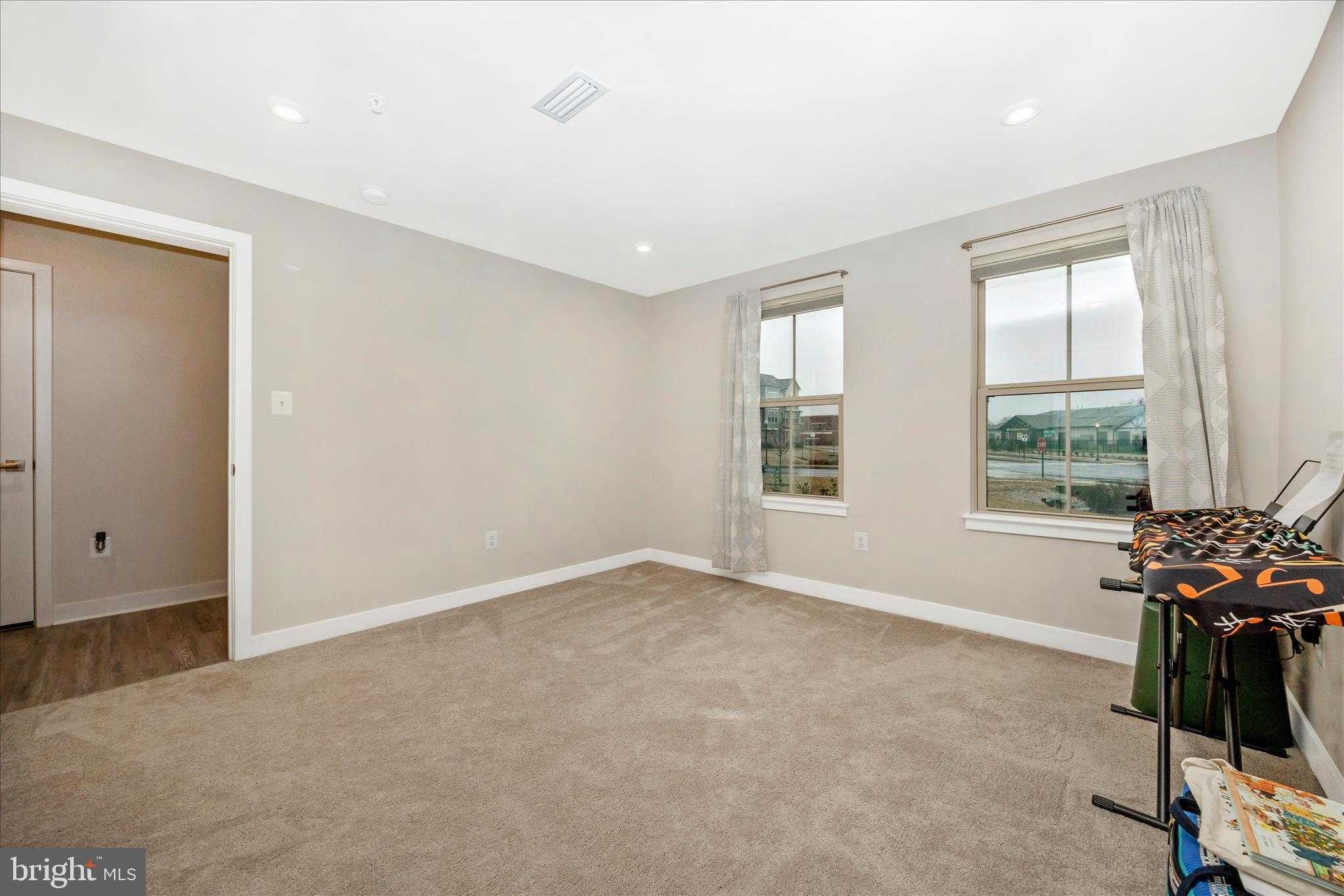 3462 Sunset Ridge Dr photo 7