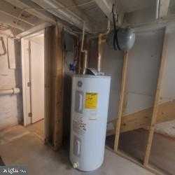 2821 Remington Ave photo 16