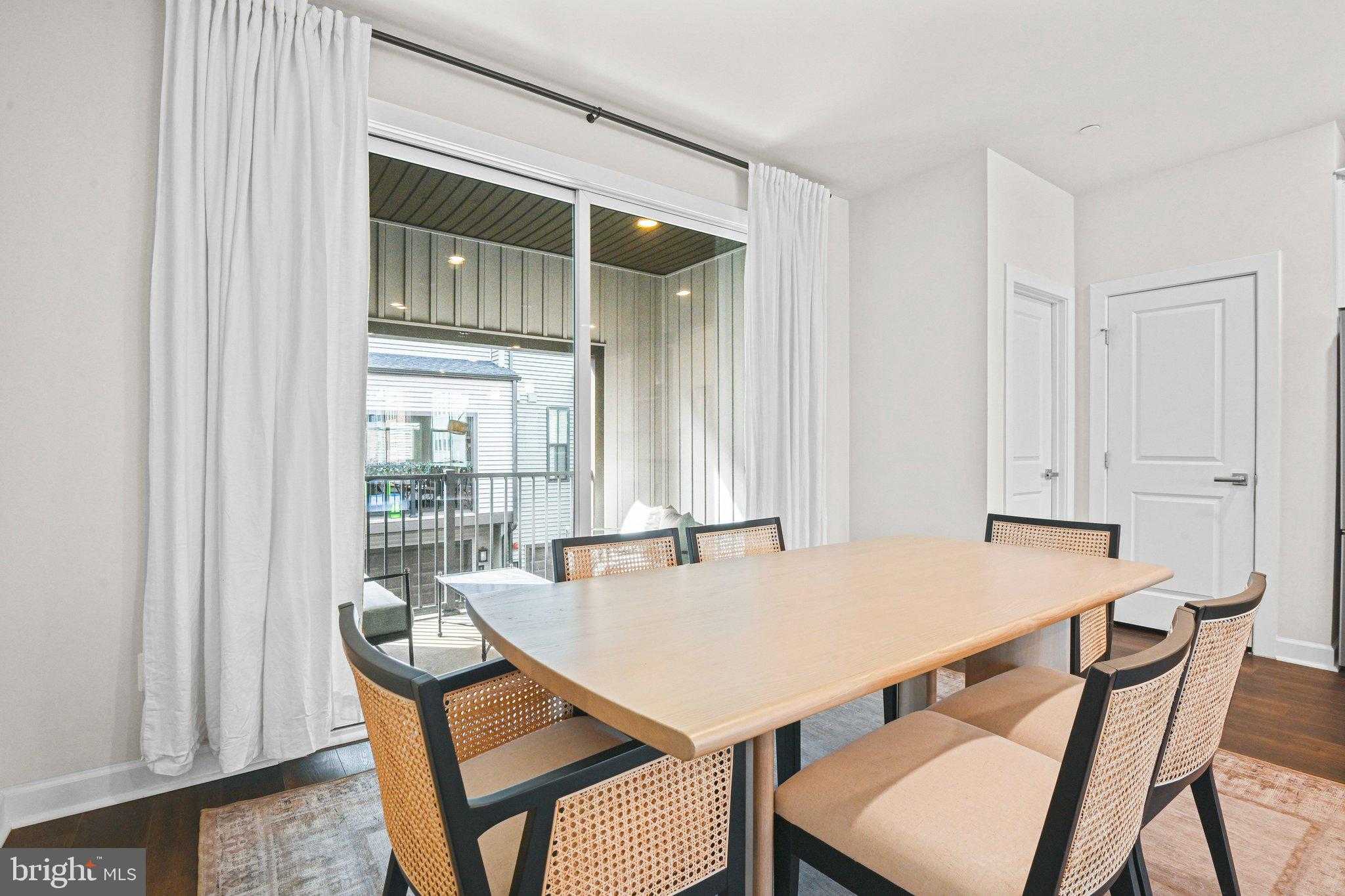 13007 Hattontown Sq photo 13