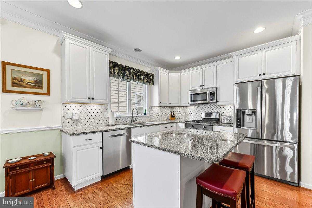 336 Carlisle Dr photo 16