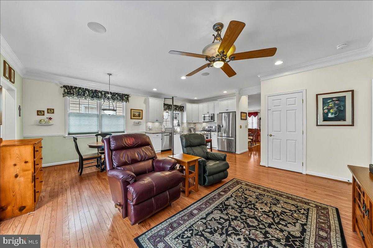 336 Carlisle Dr photo 25