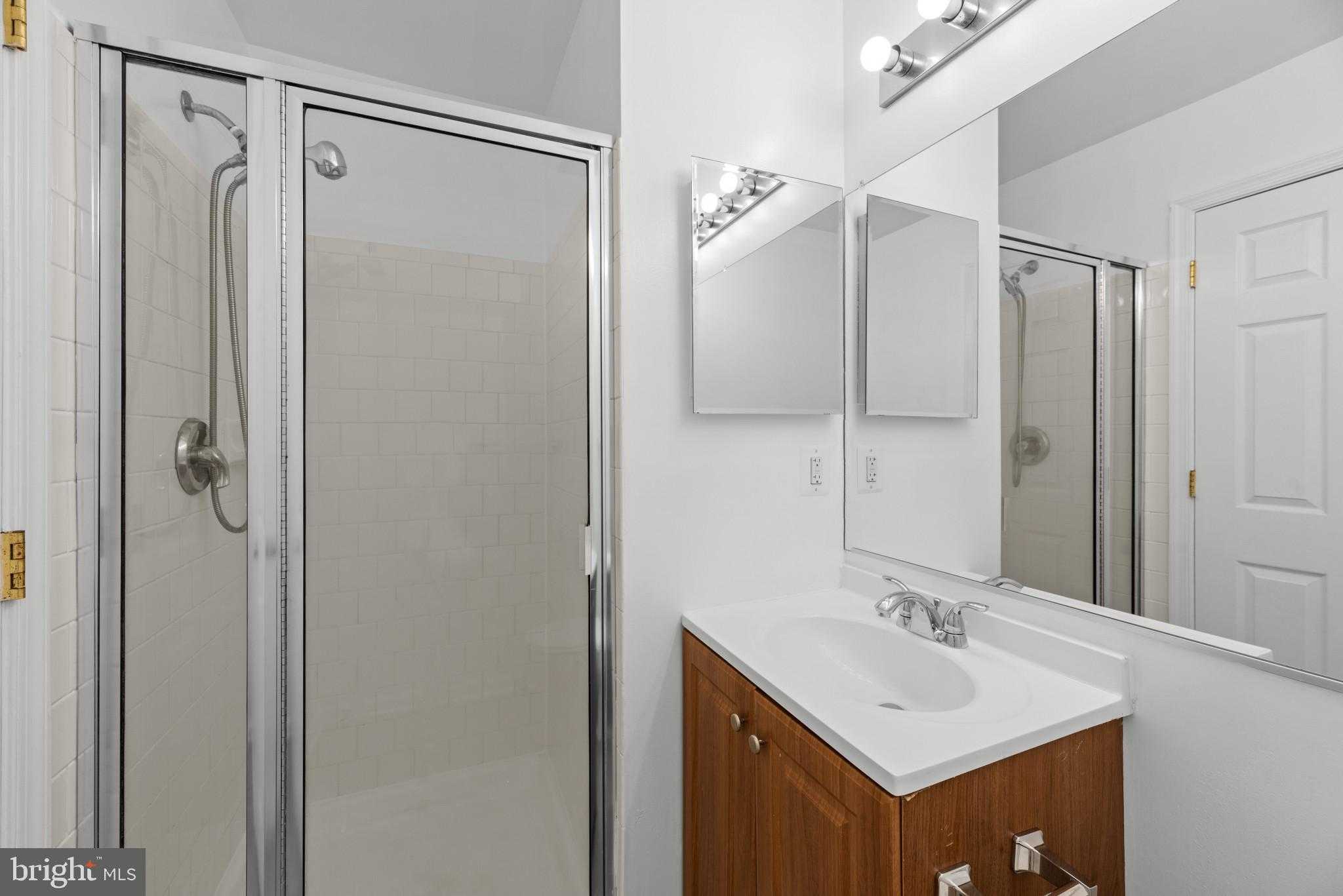 3 Juliana Cir W photo 17