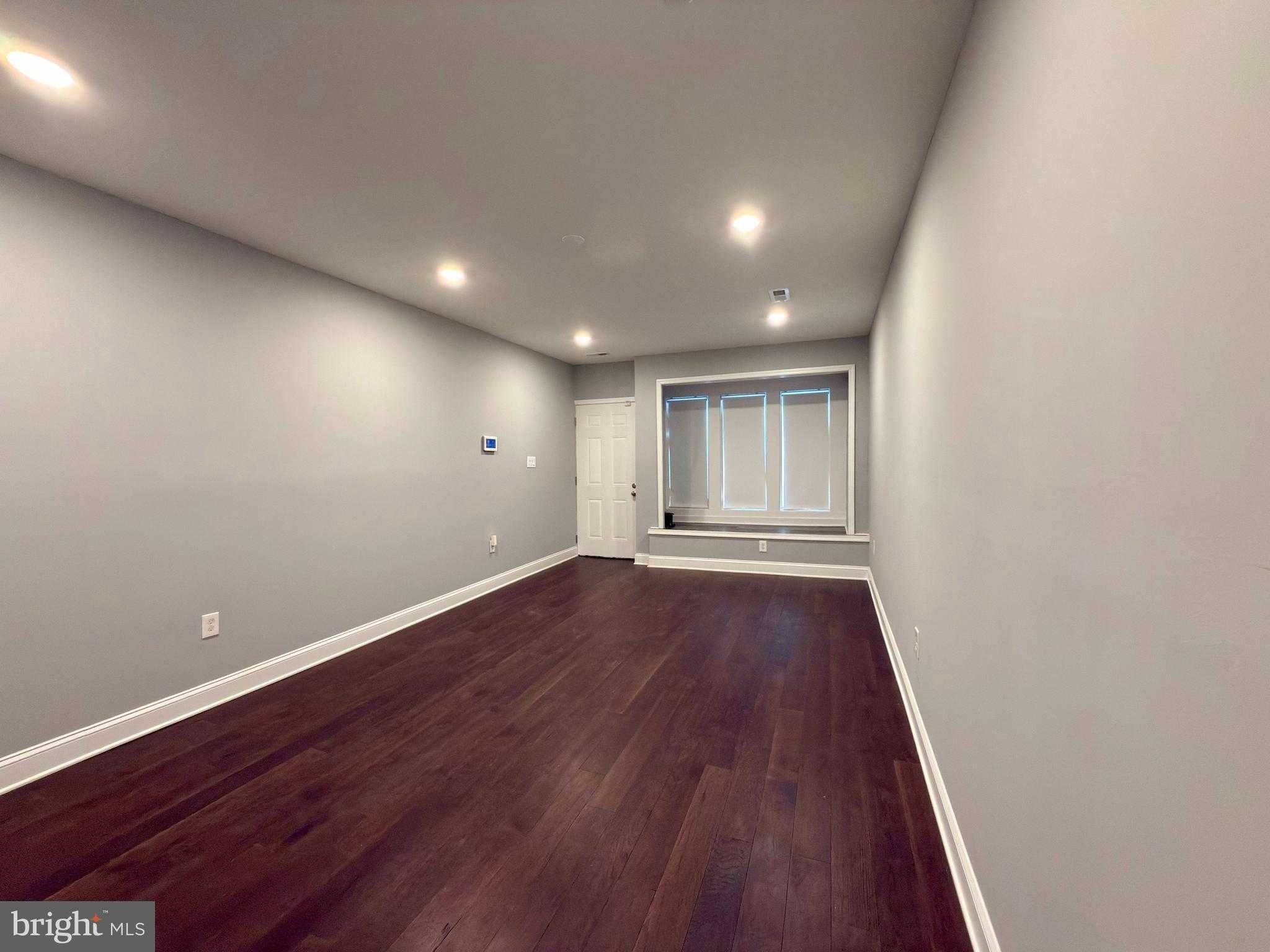 2038 Edmondson Ave photo 2