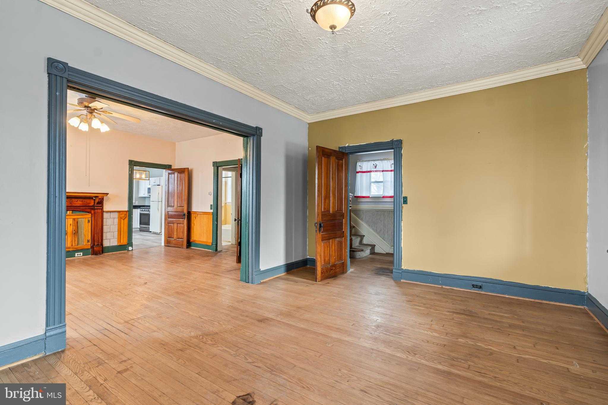 767 Spruce St photo 12