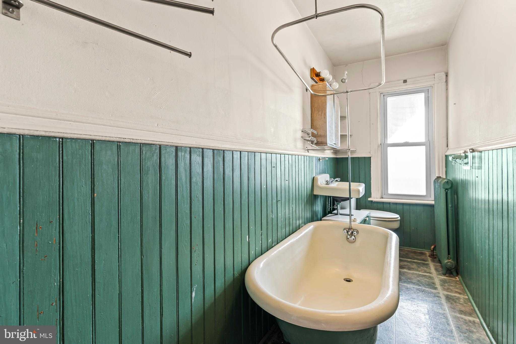 767 Spruce St photo 28