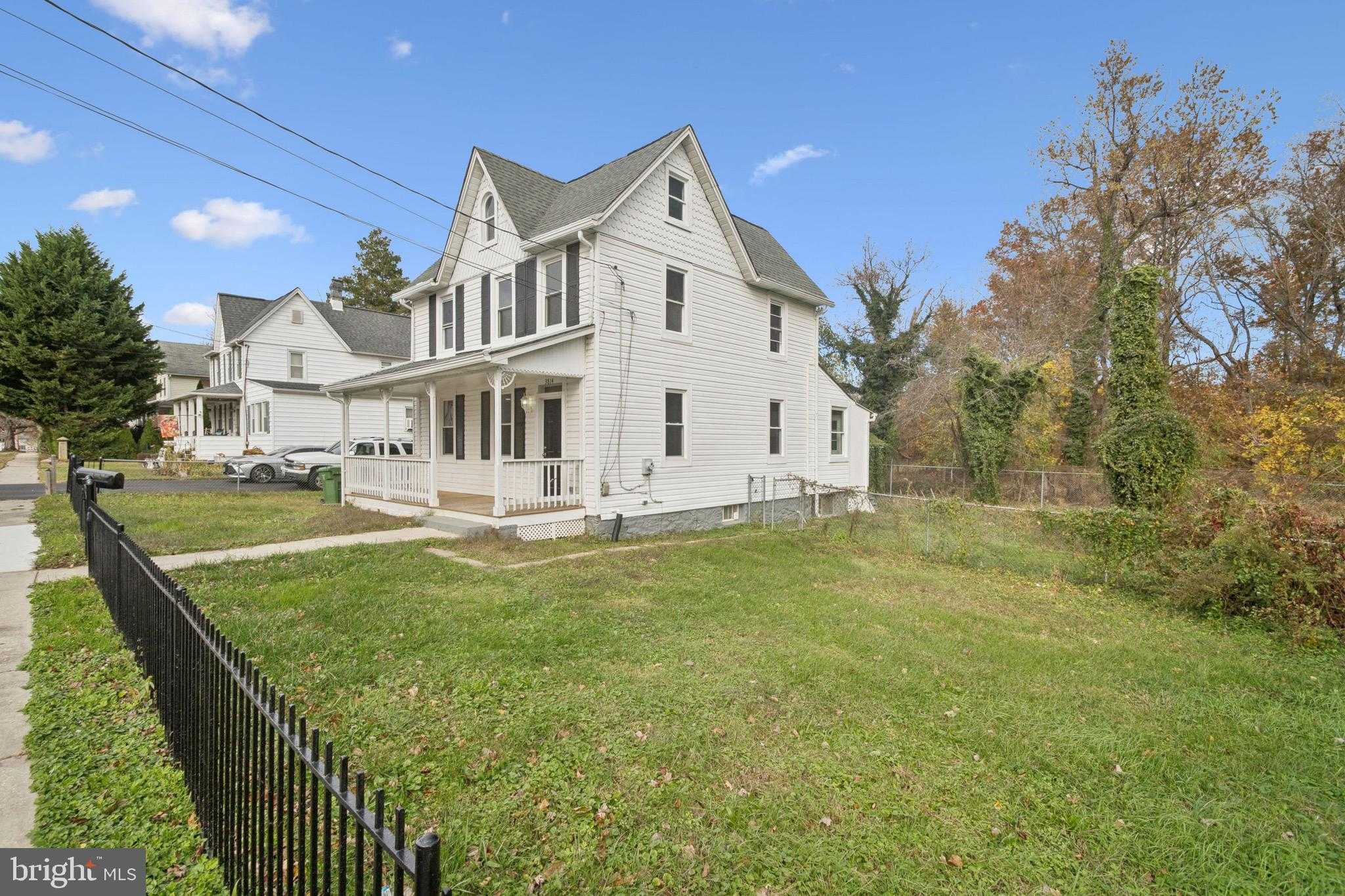 3814 Walnut Ave photo 2