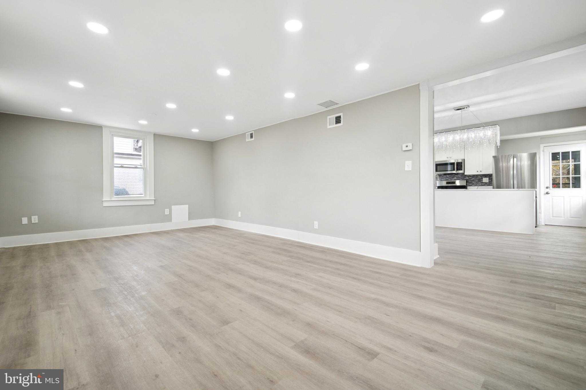 3814 Walnut Ave photo 5