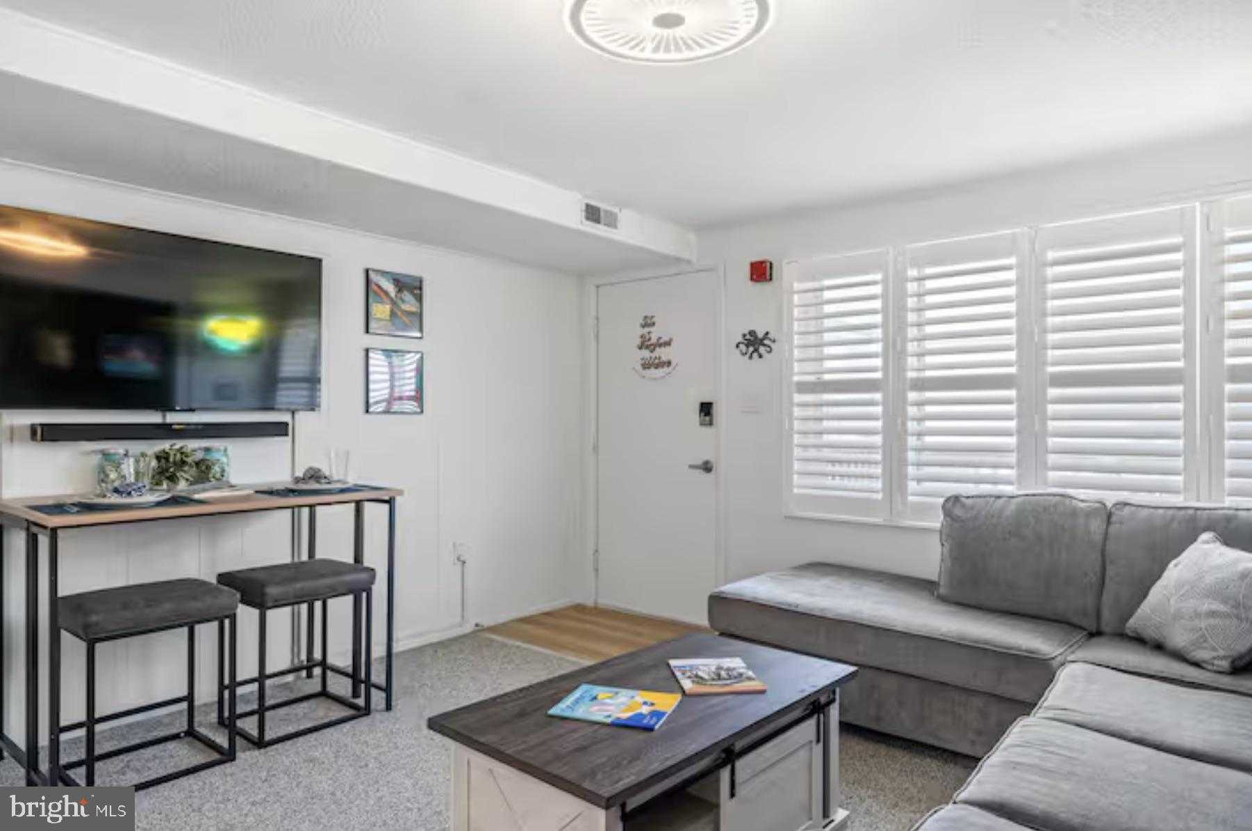 12102 Assawoman Dr Unit 309b photo 4