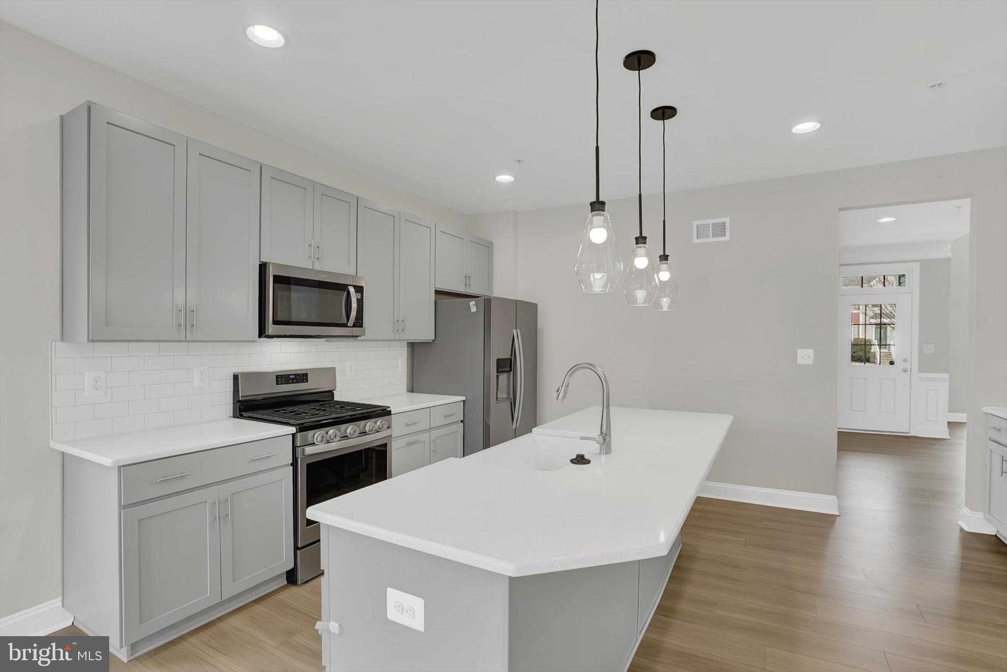 1320 Monocacy Crossing Pkwy photo 12