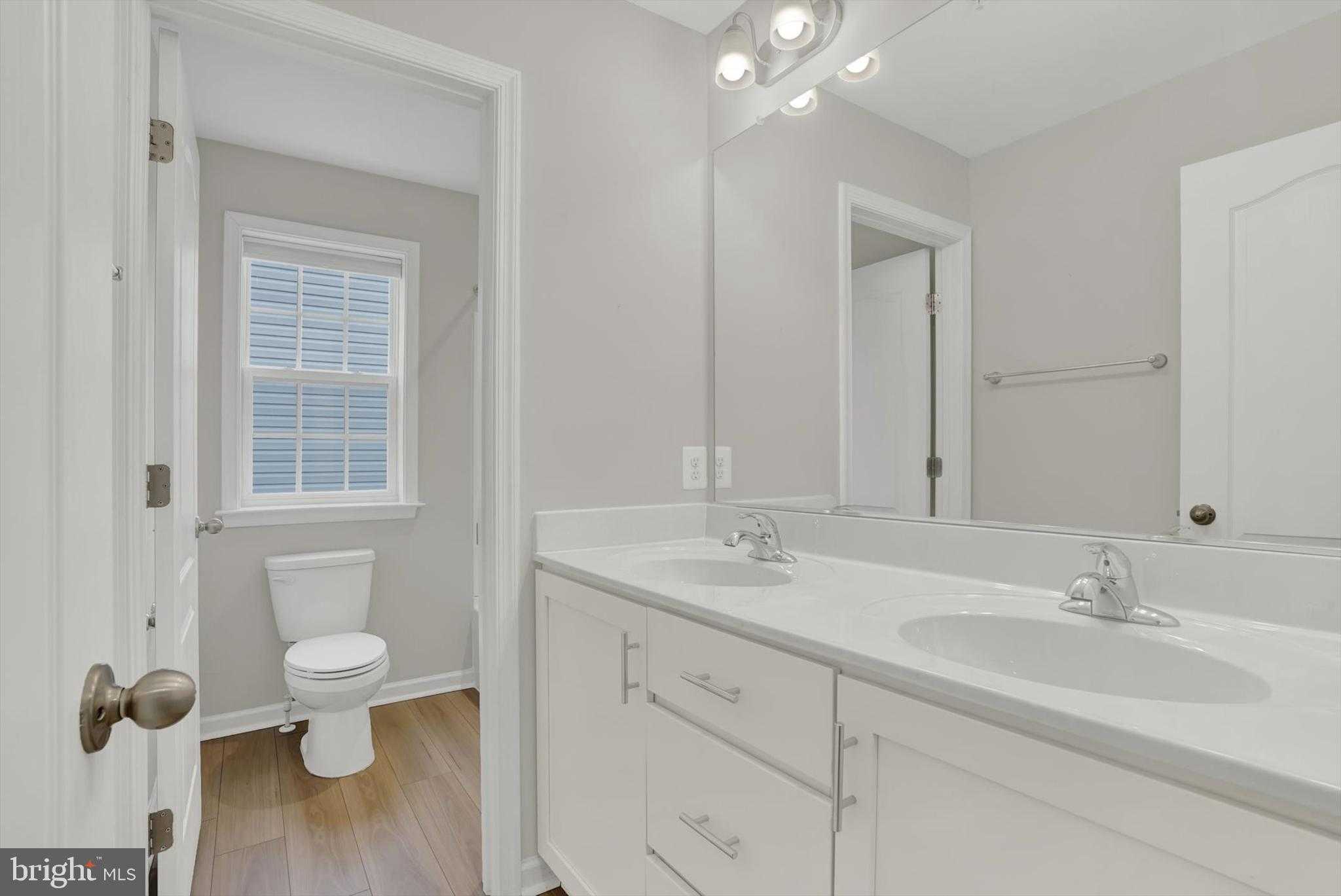 1320 Monocacy Crossing Pkwy photo 24