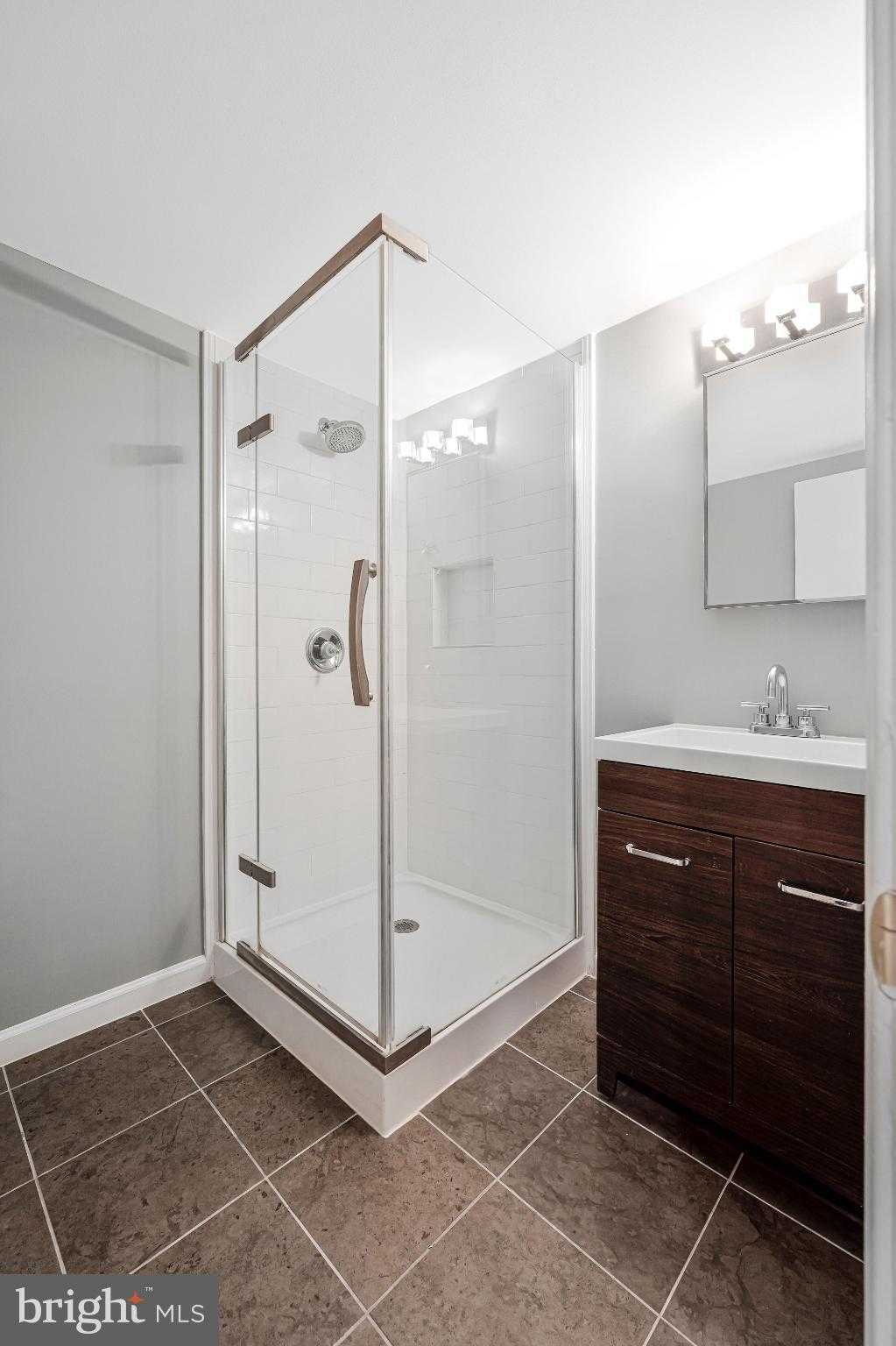 8330 Darlington St photo 12