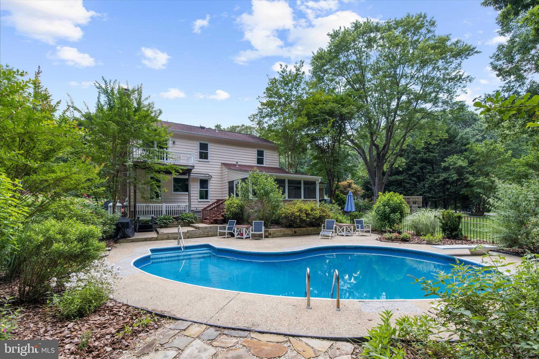 6901 Ash CT photo 60