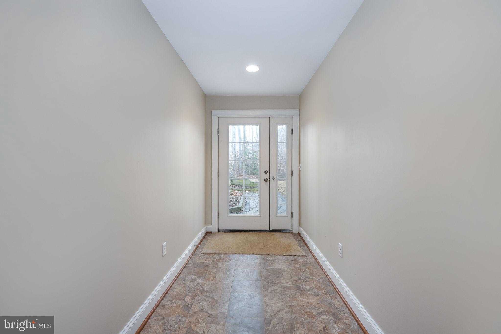 3900 Water Front CT photo 58