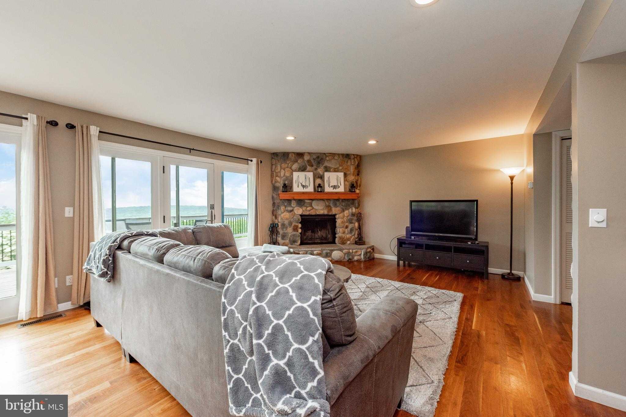 467 Paradise Ridge Rd photo 13