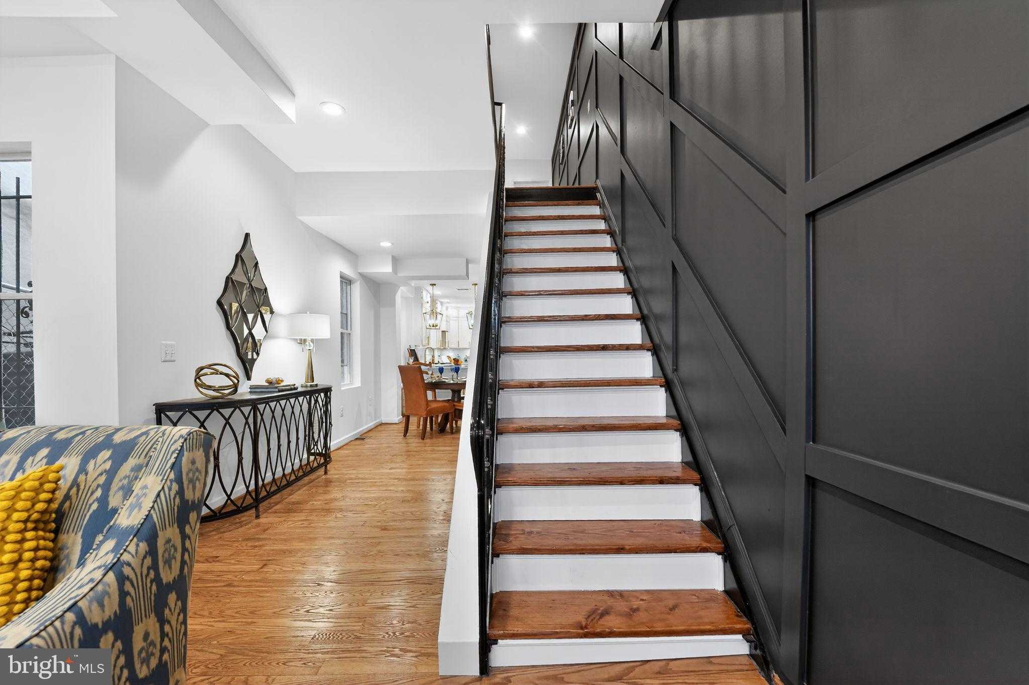 1207 N Eden St photo 27