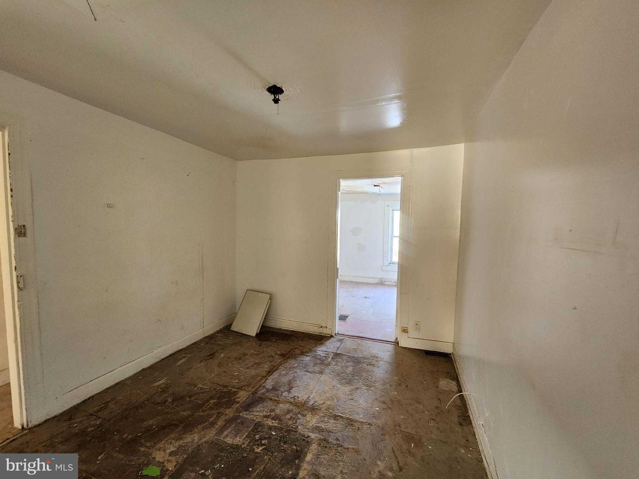 1732 Mckean Ave photo 11