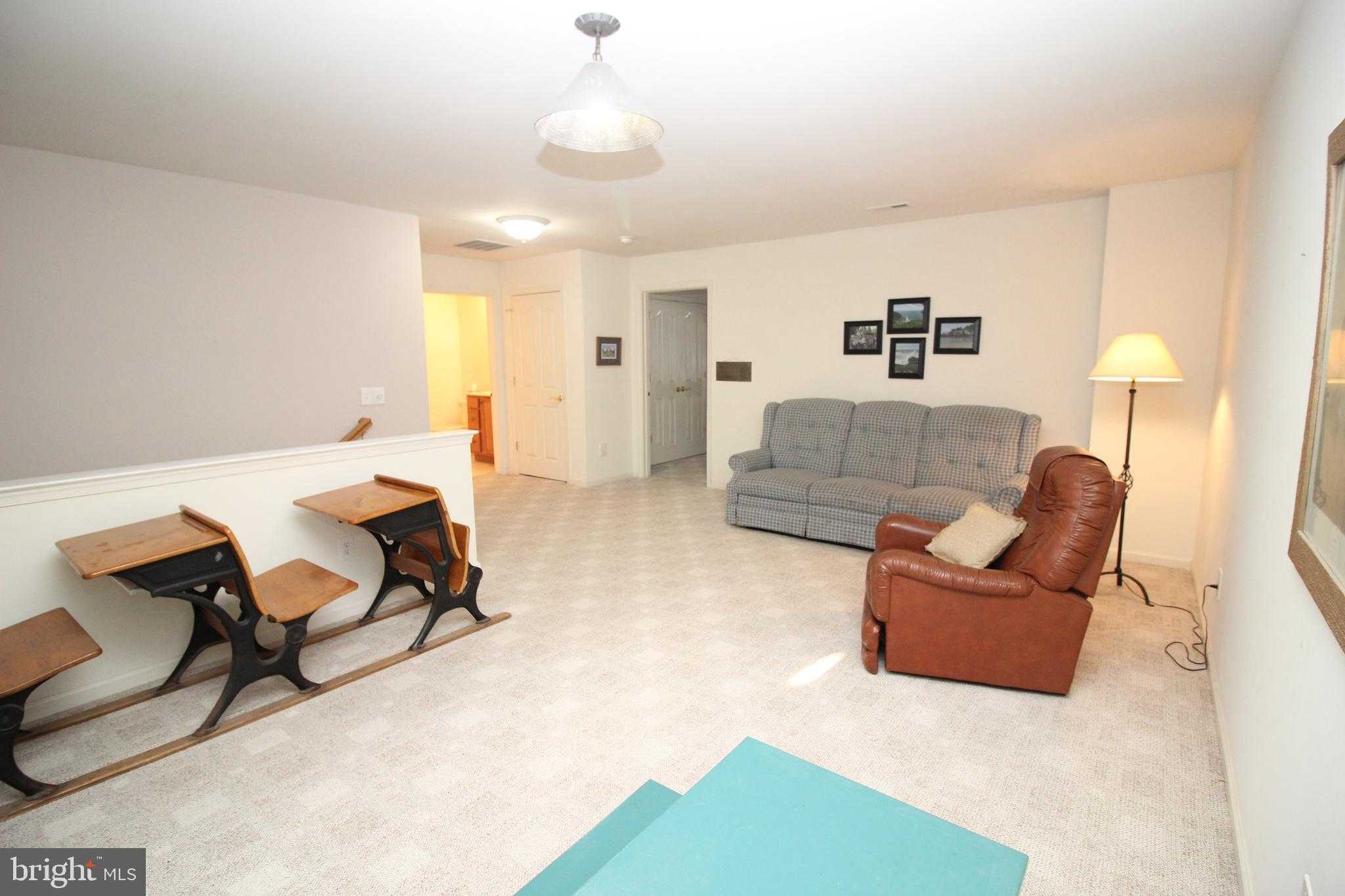 175 Reagan Dr photo 28