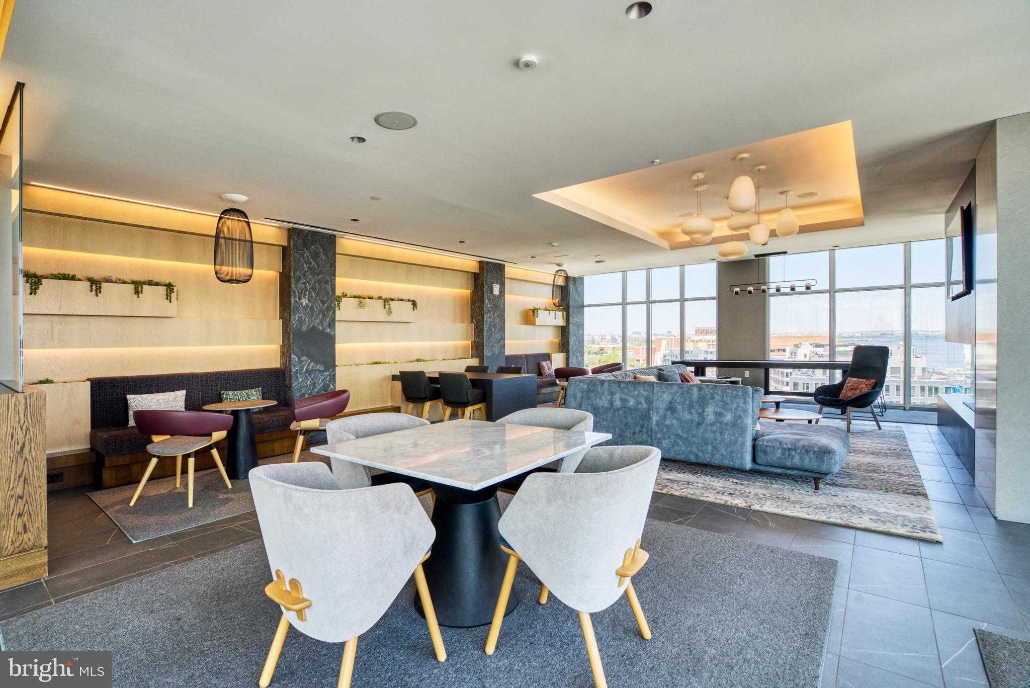 925 N Fairfax St Apt 1004 photo 27