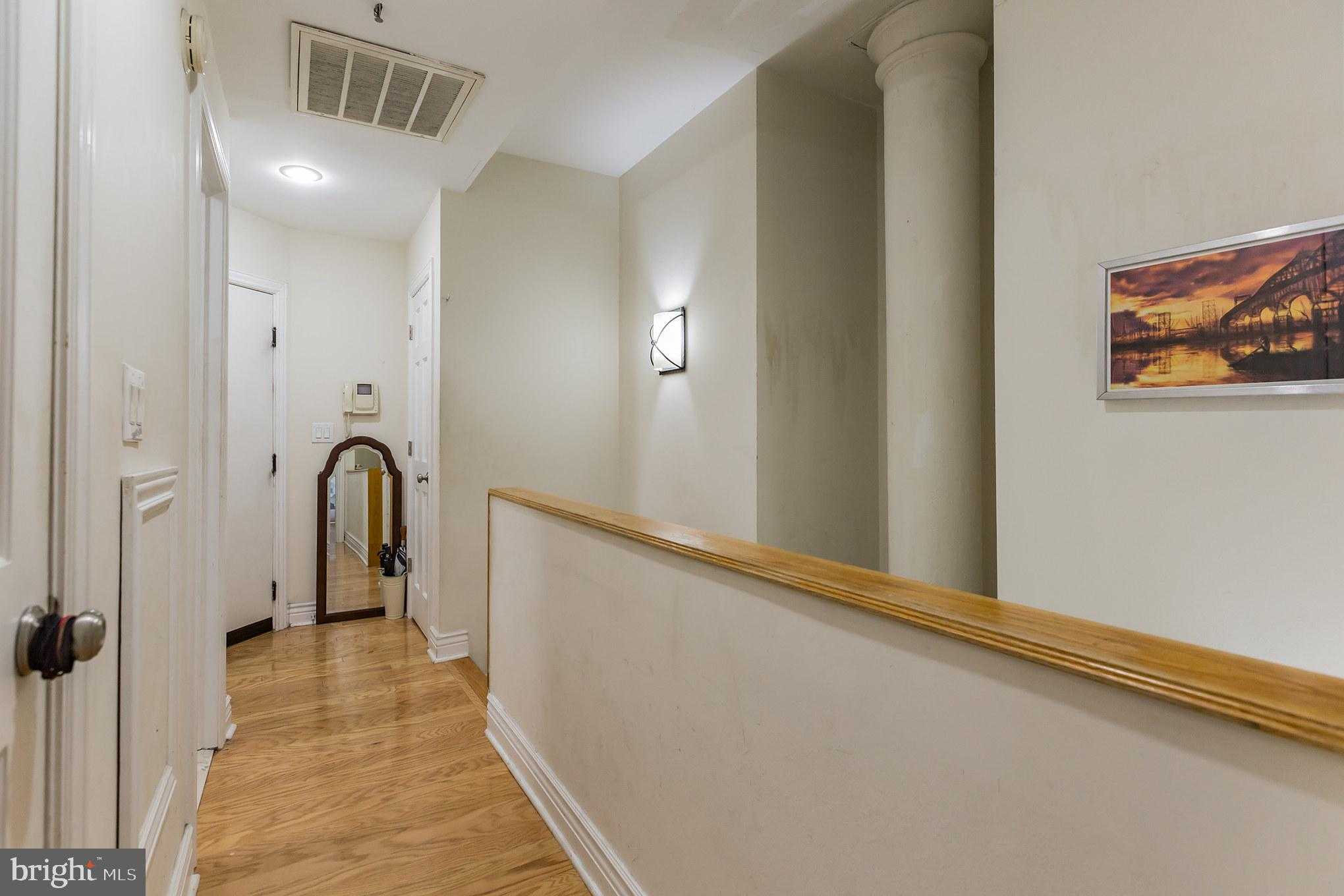 50 N Front St photo 7