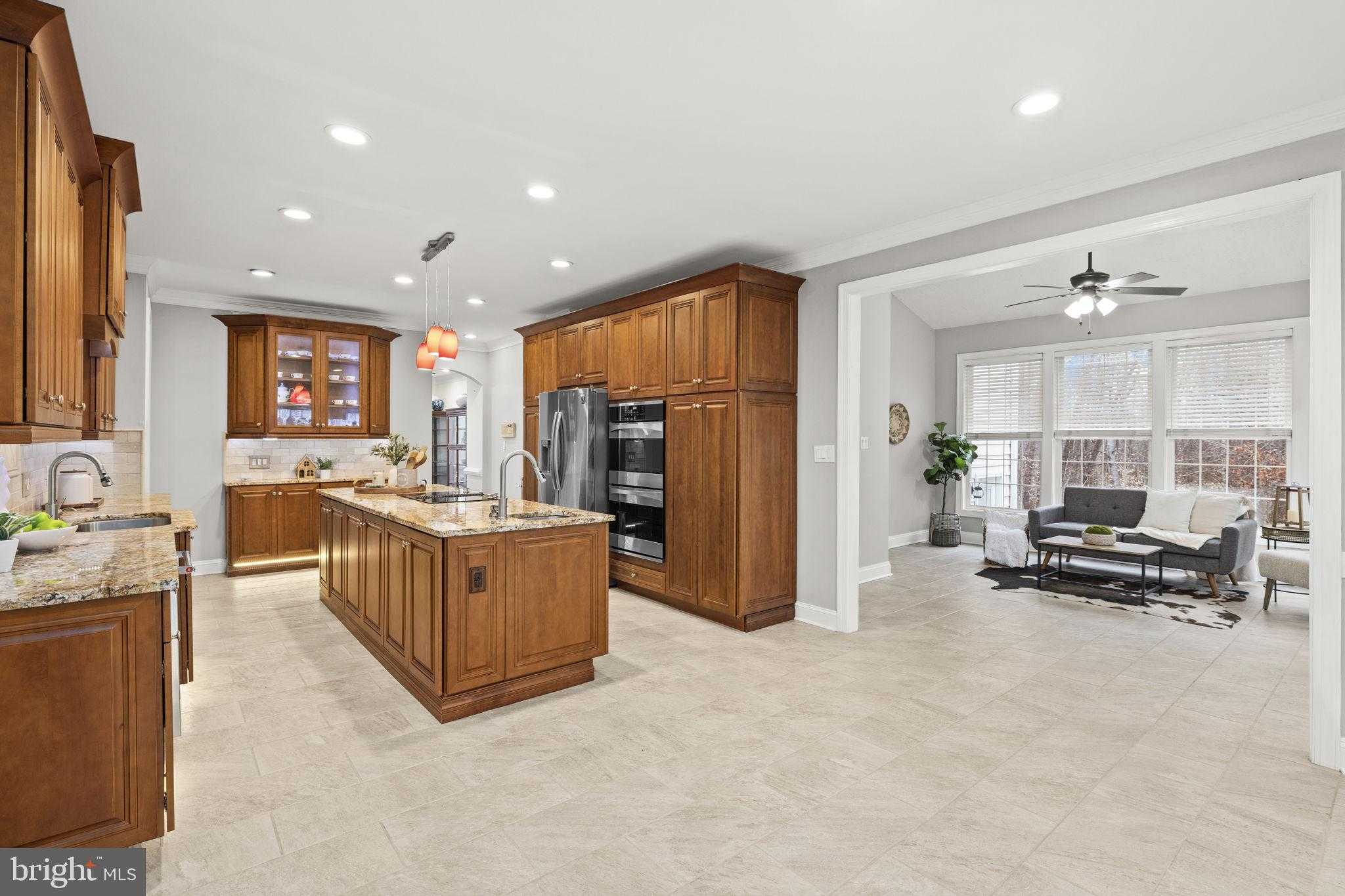 15 Winning Colors Rd photo 21