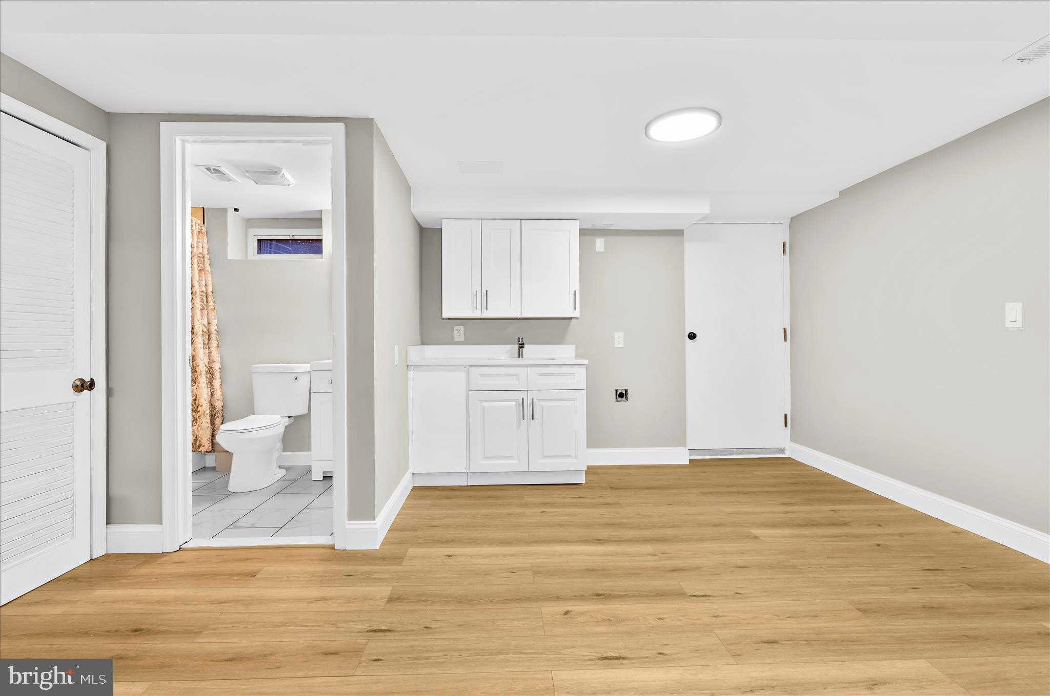 1207 Lorraine Ave photo 22