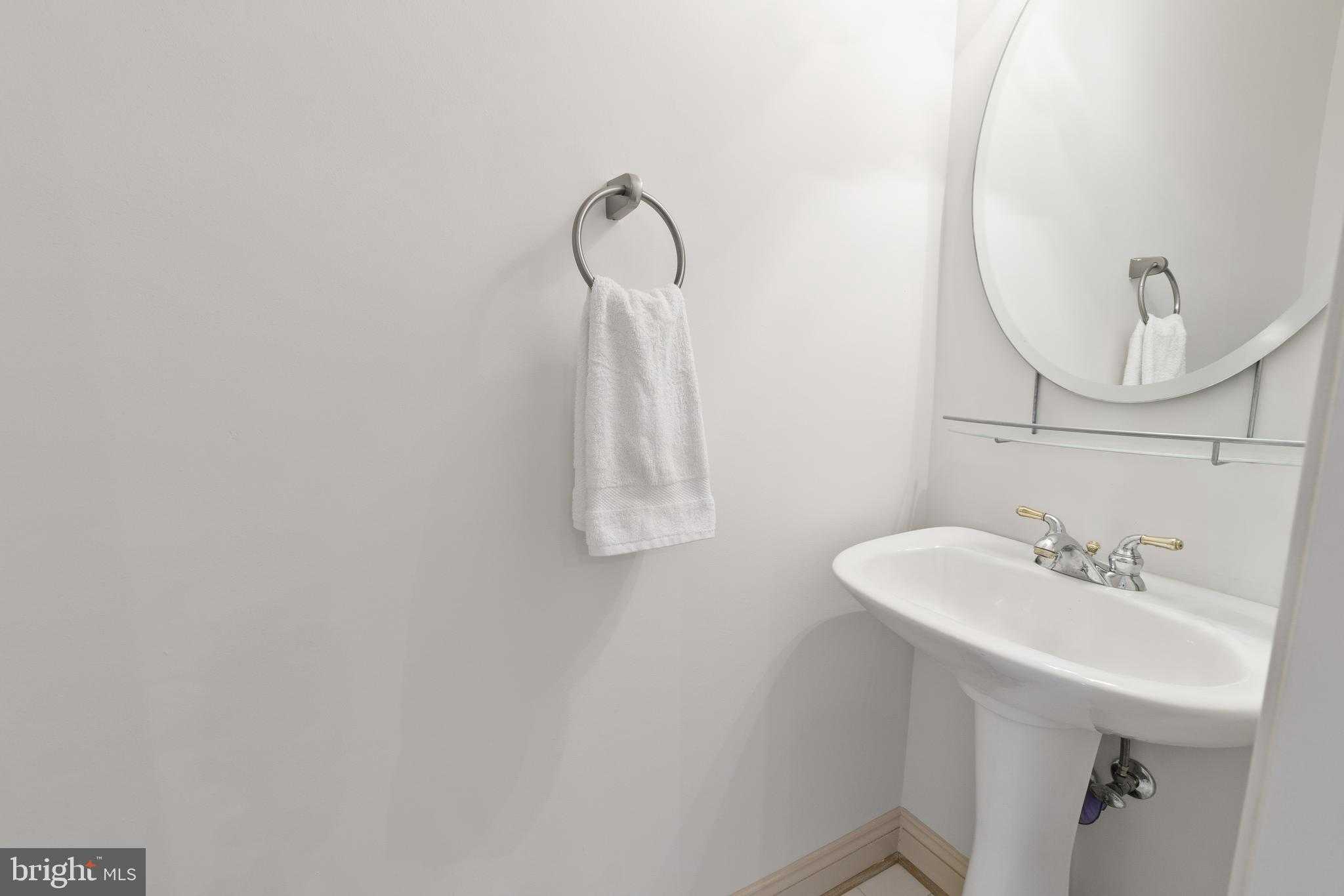 4916 Tothill Dr photo 14