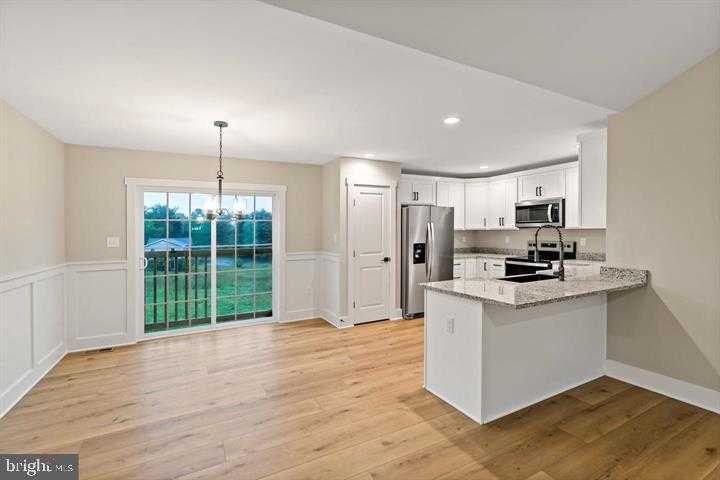 830 Shepherdstown Pike photo 5