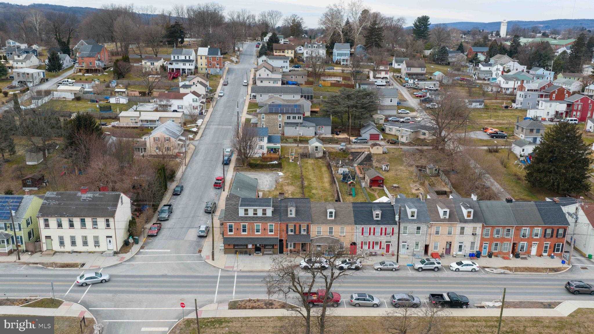 334 S Front St photo 36