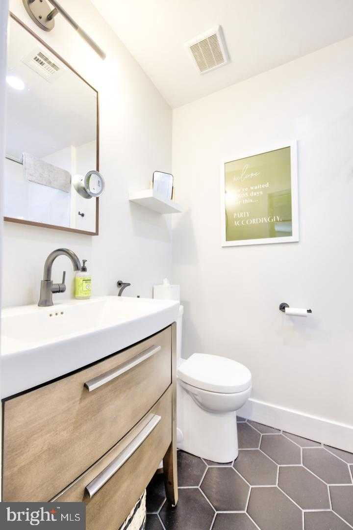 411 W Conestoga Rd Apt 22 photo 21