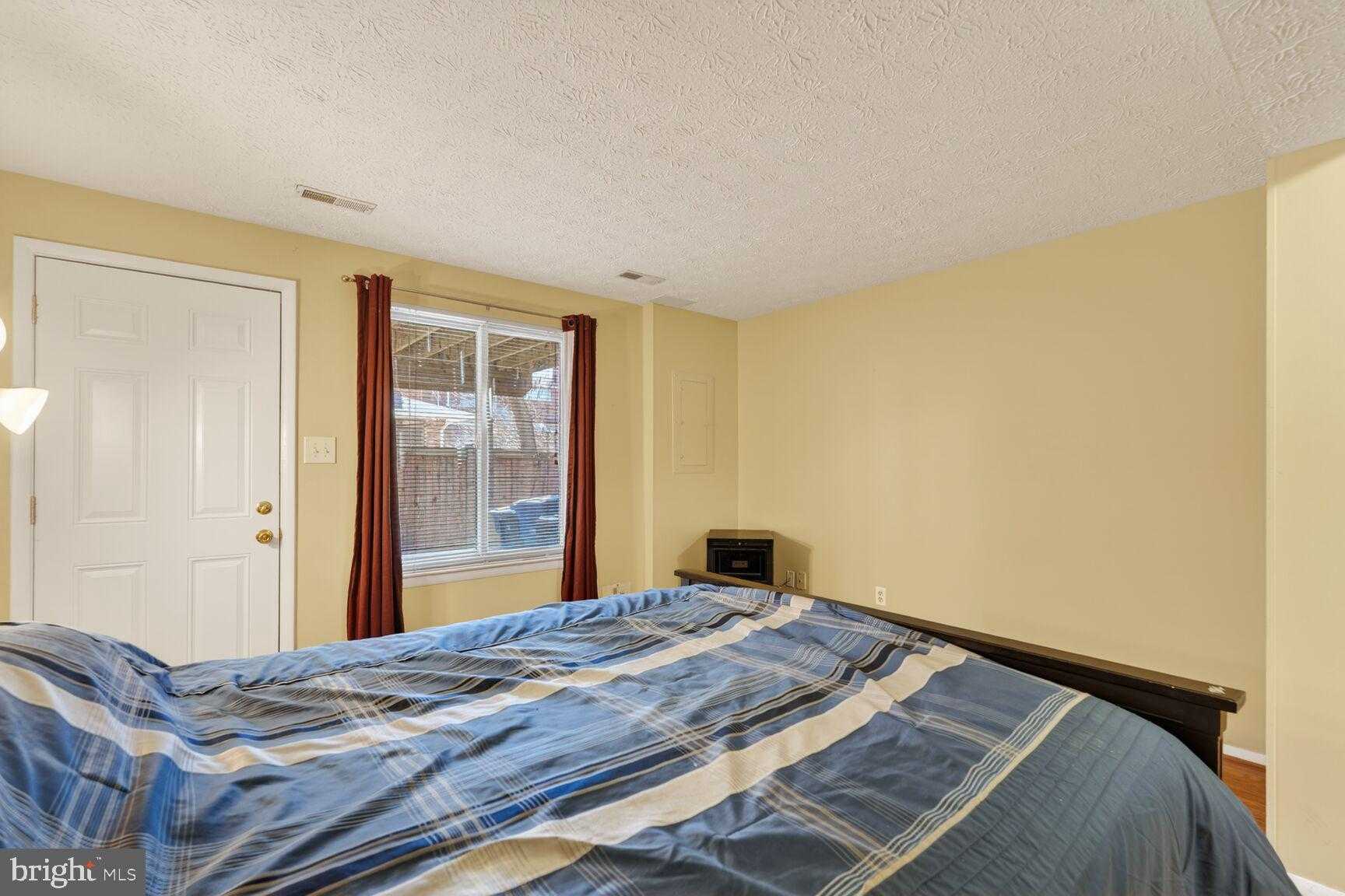 1604 10th St S photo 24