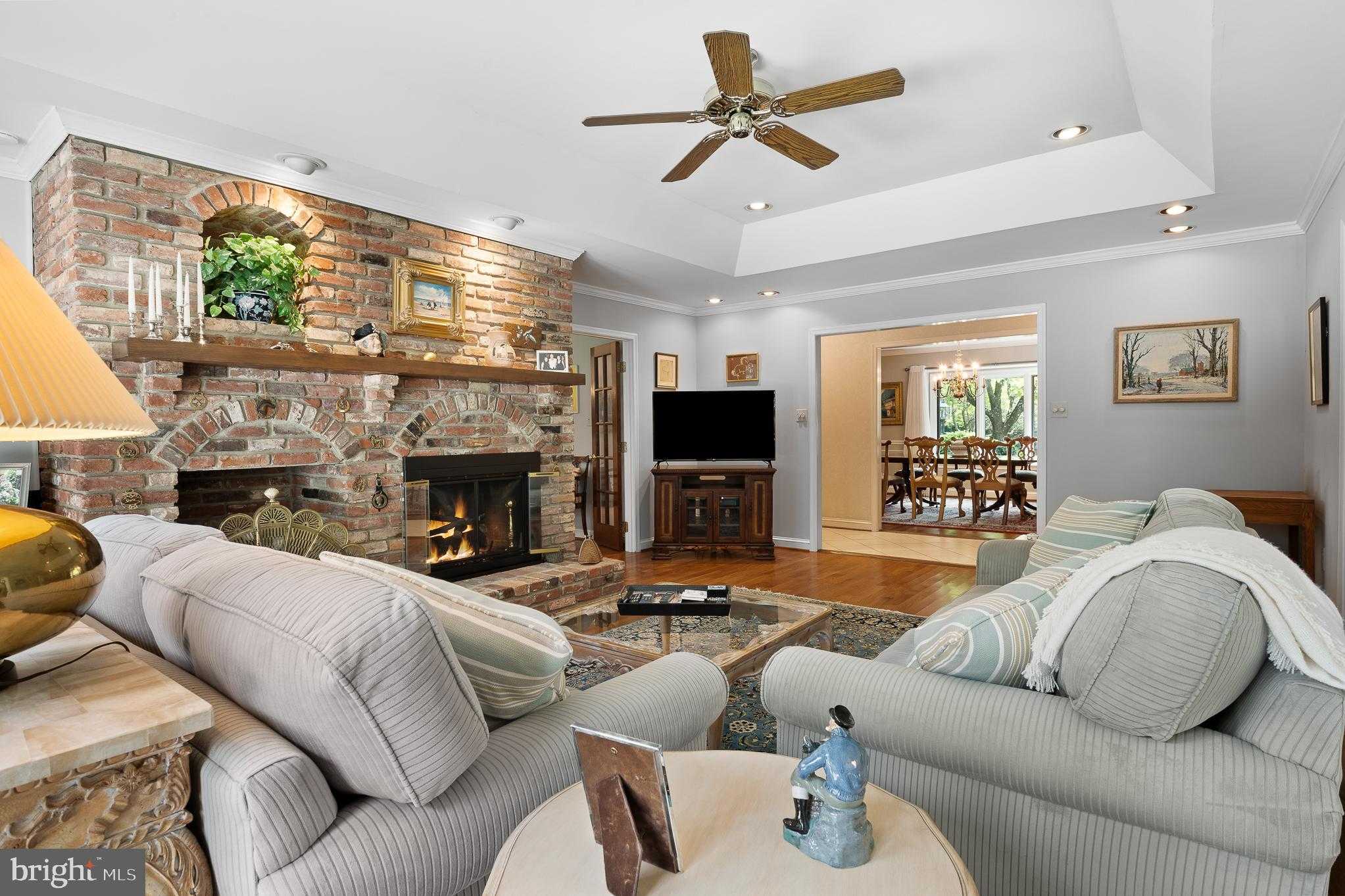 11301 Crossing Glen CT photo 2