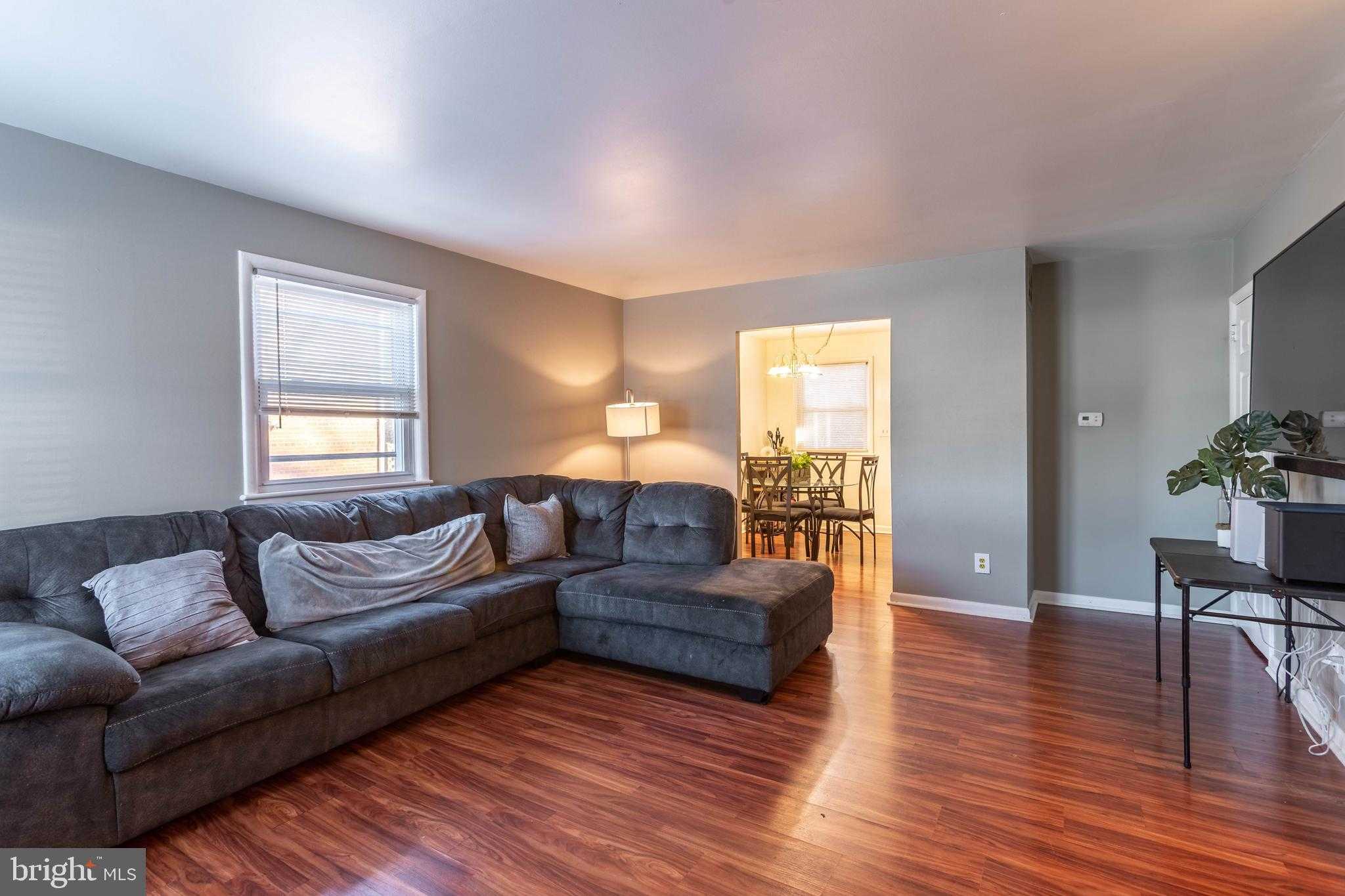 4924 Maury Pl photo 7