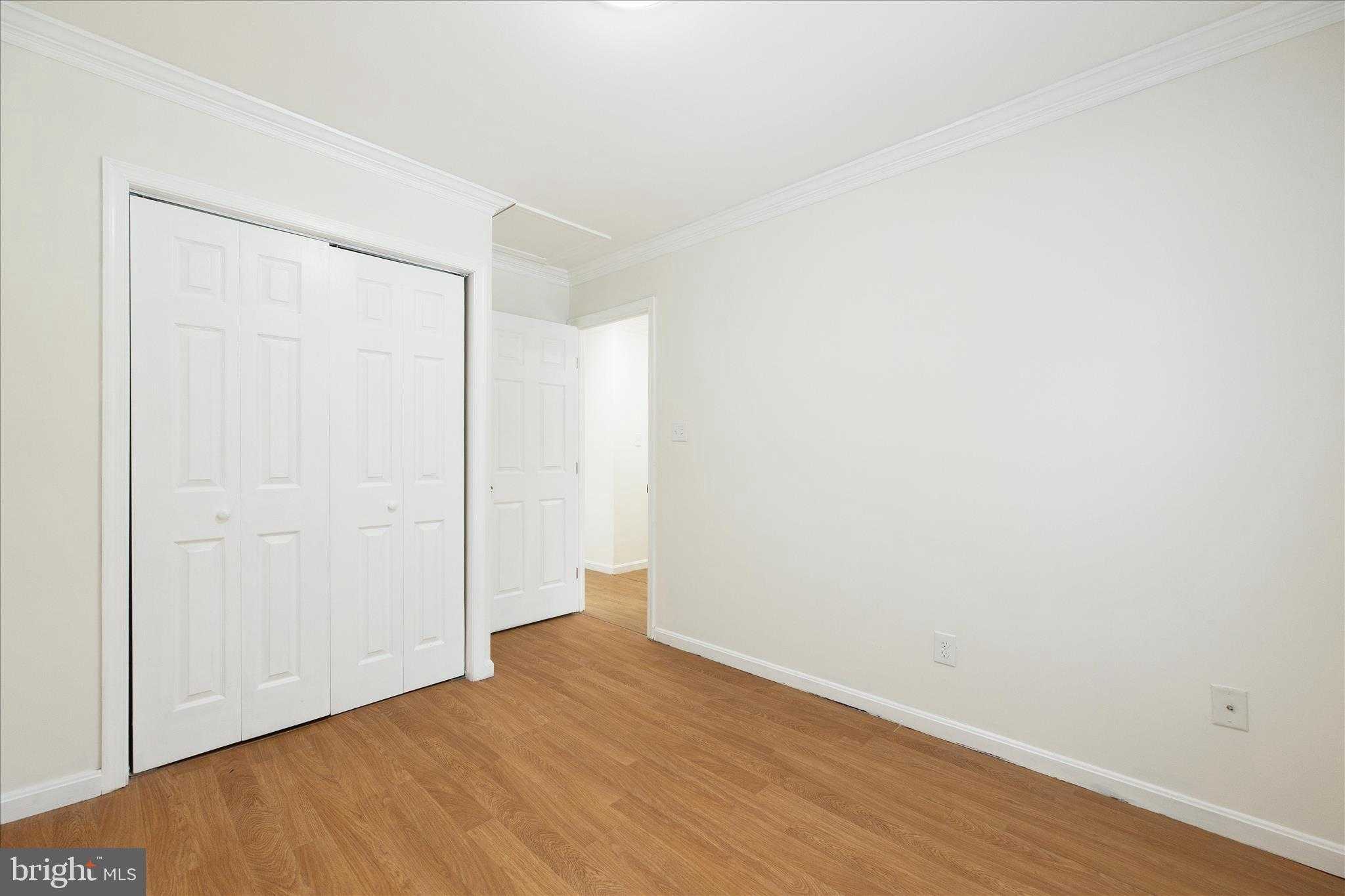 1819 Oriole CT photo 17